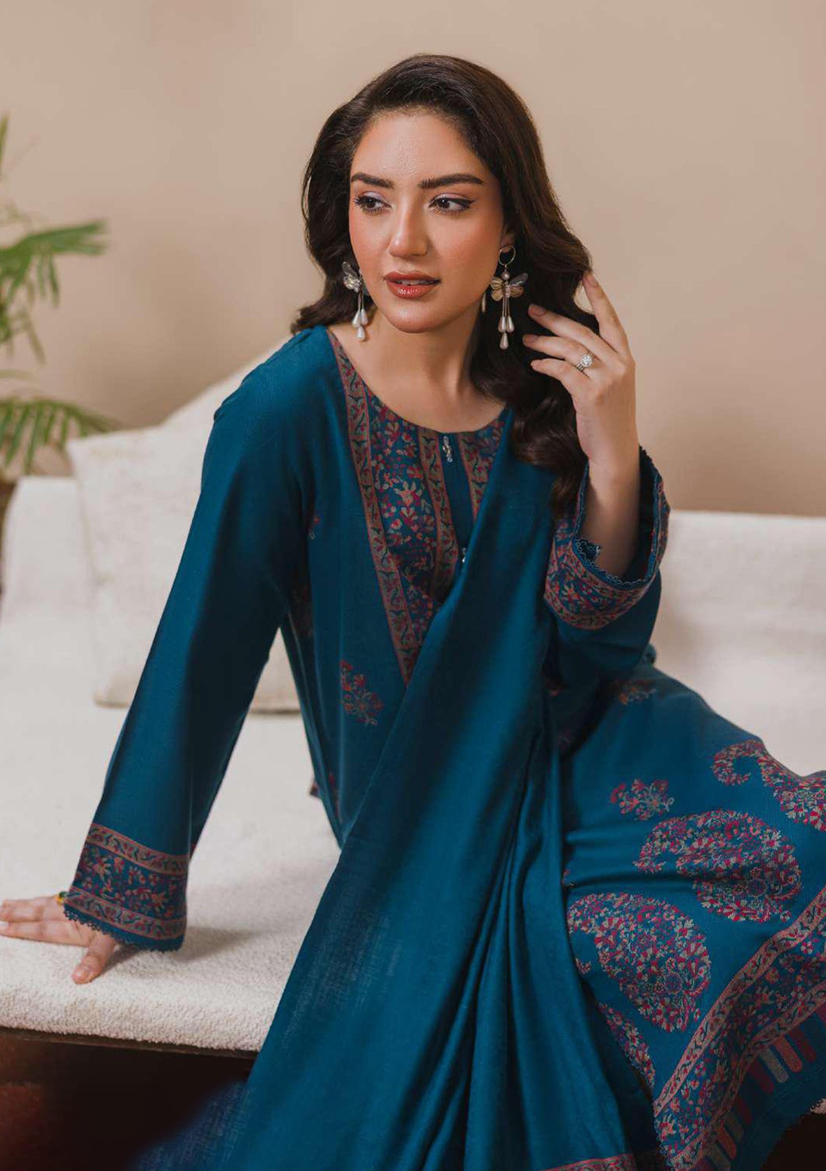 mohsin-saeed-fabrics-designer-daily-wear-formal-and-wedding-suits-within-budget-This-product-is-from-peridot-pashmina-kani25-pr-479-is-available-on-Mohsin-saeed-fabrics-website.