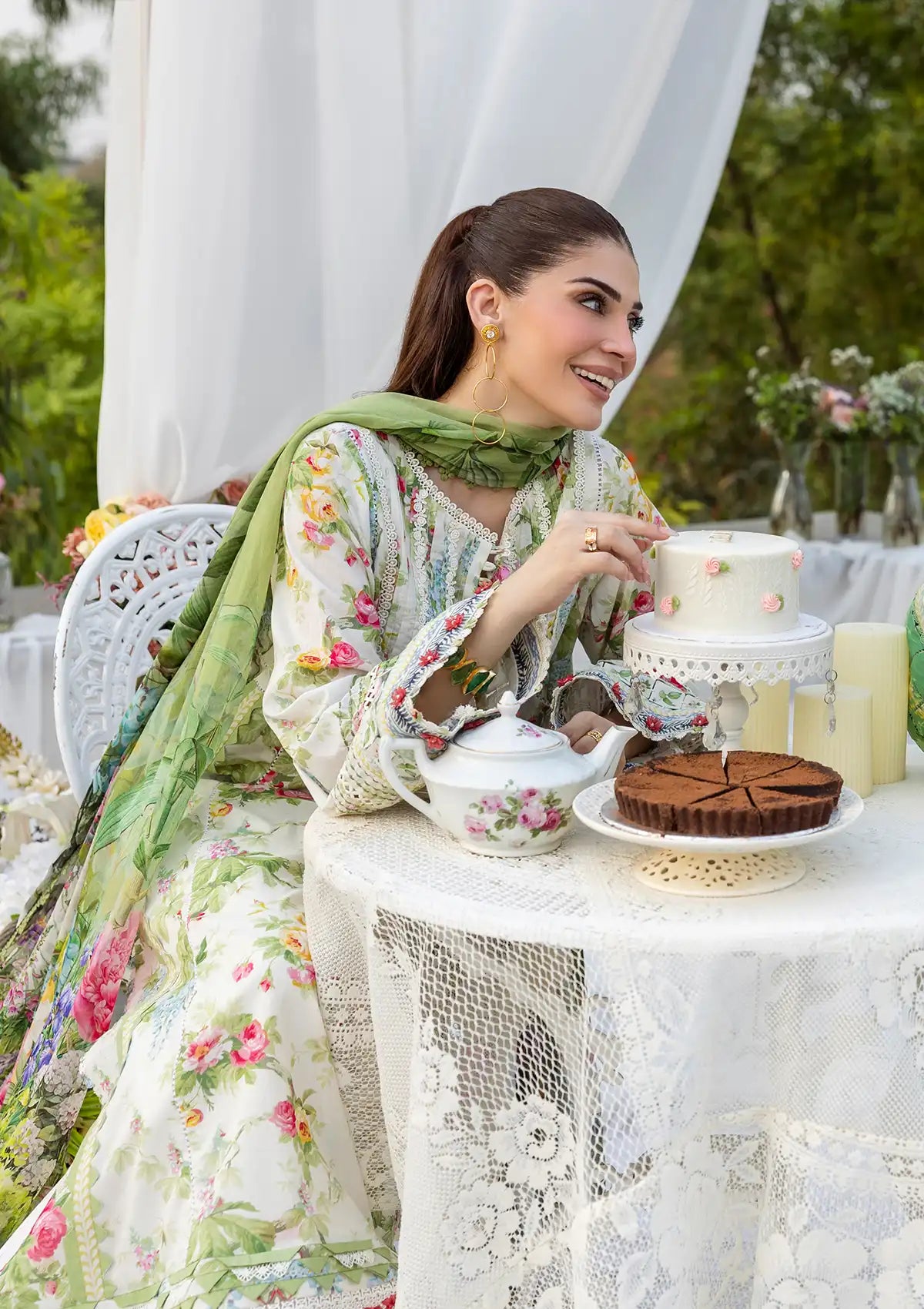 mohsin-saeed-fabrics-designer-daily-wear-formal-and-wedding-suits-within-budget-This-product-is-from-elaf-prints-lawn25-ecd-06a-blossomea-is-available-on-Mohsin-saeed-fabrics-website.