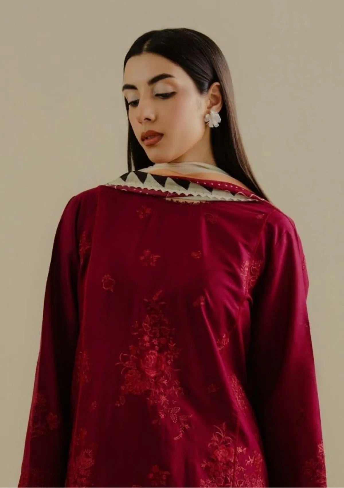 mohsin-saeed-fabrics-affordable-luxury-outfits-for-daily-formal-and-wedding-wear-This-product-is-from-coco-by-zara-shahjahan-lawn-drop-225-d-3b-luleh-is-available-on-Mohsin-saeed-fabrics-website.