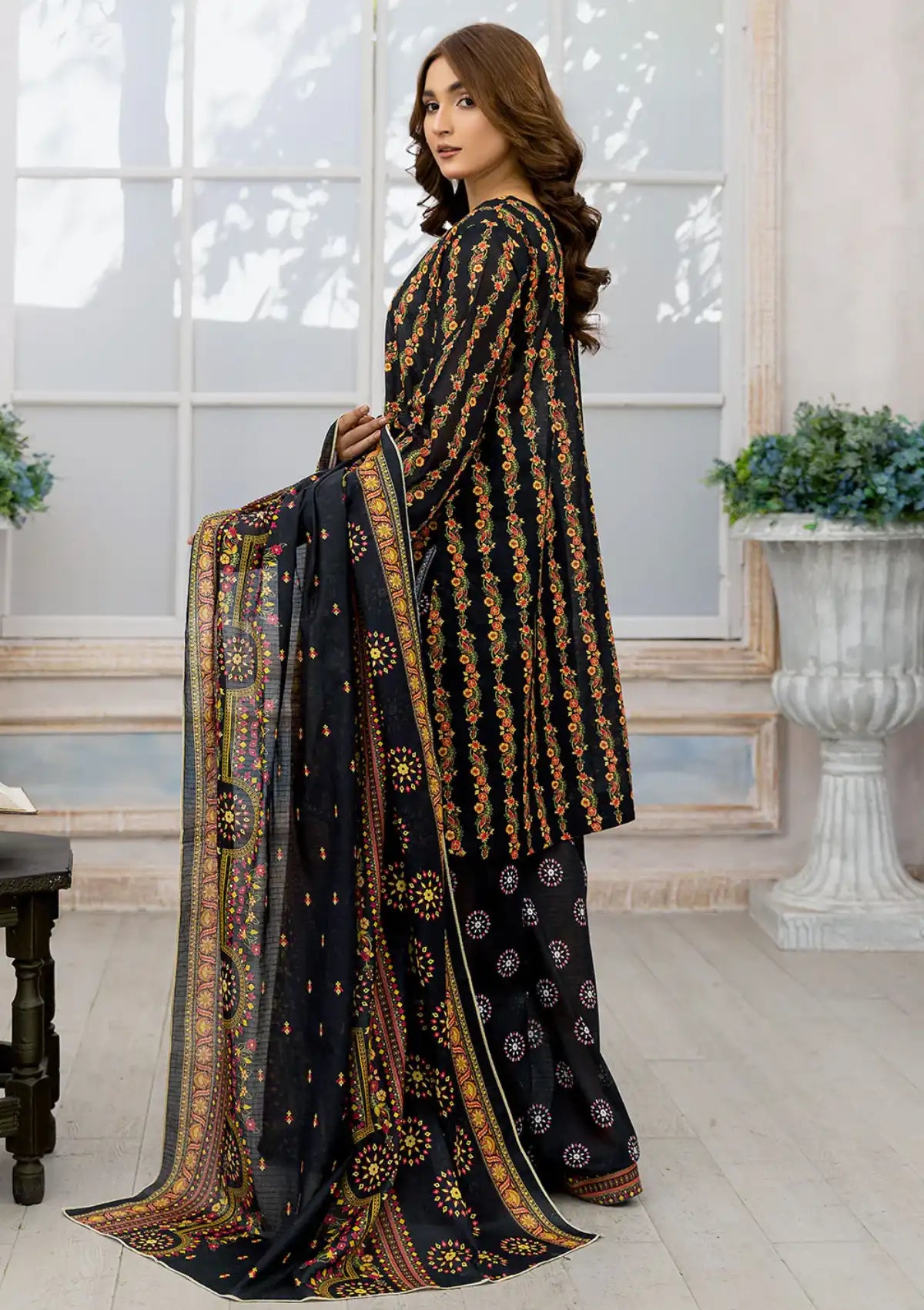 Safwa Blueberry Doria Lawn'24 Vol-02 BLB-10 - Mohsin Saeed Fabrics