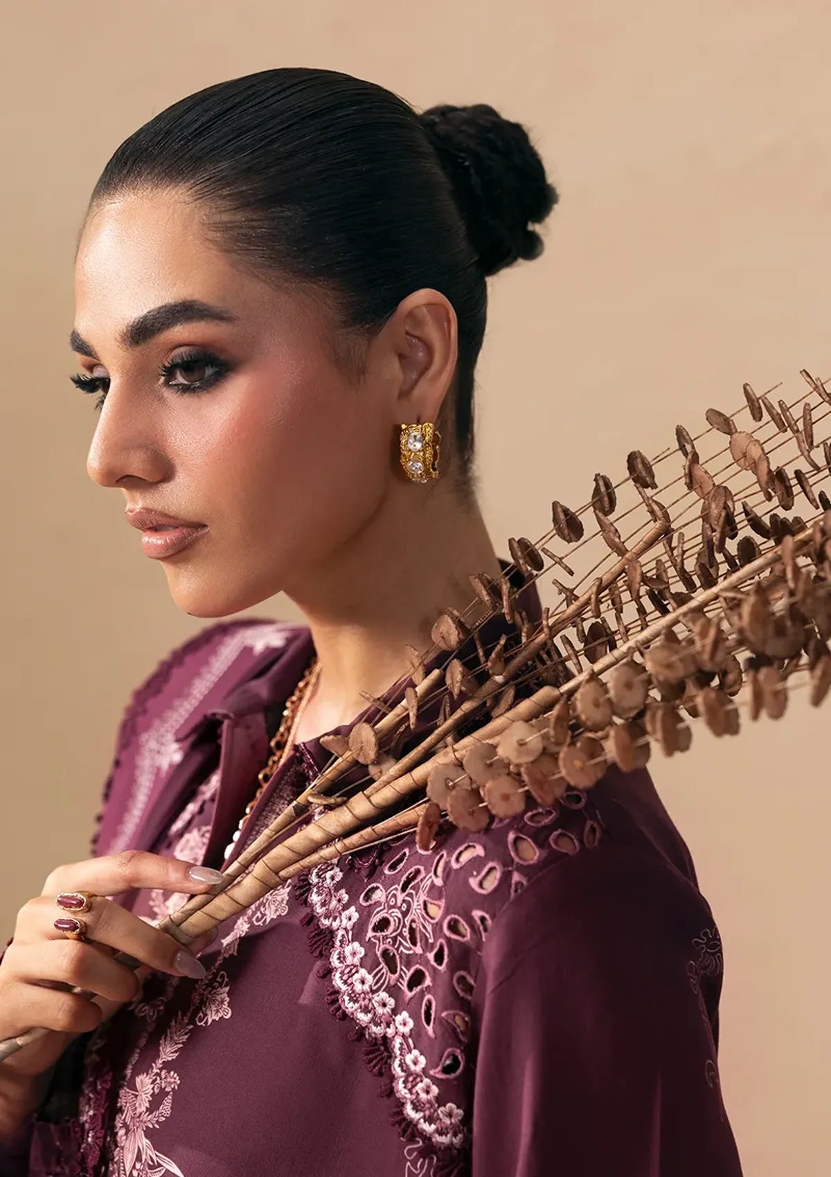 Qalamkar Qprints Linen'26 QPW-02 B Veena