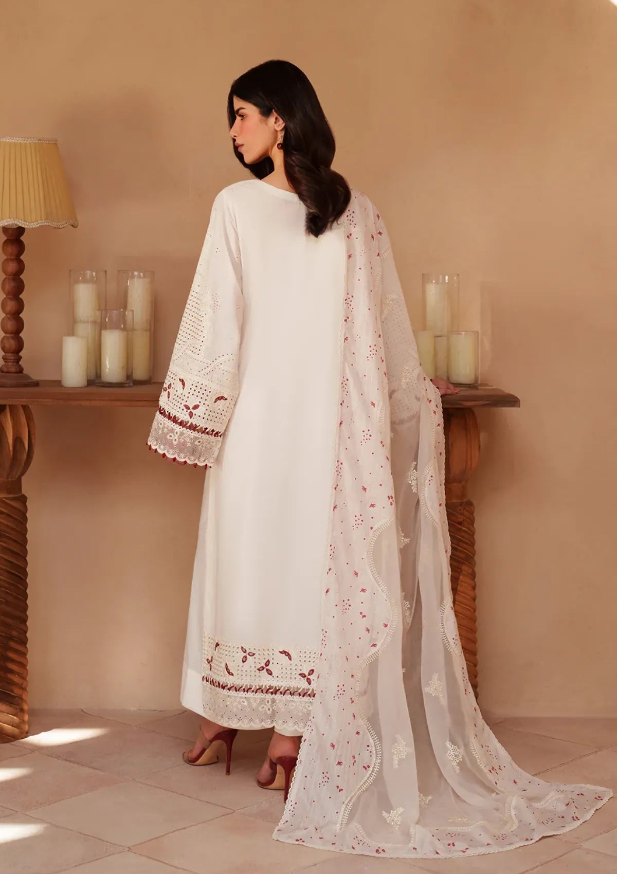 Iznik Eid Emb Lawn'26 EL-06