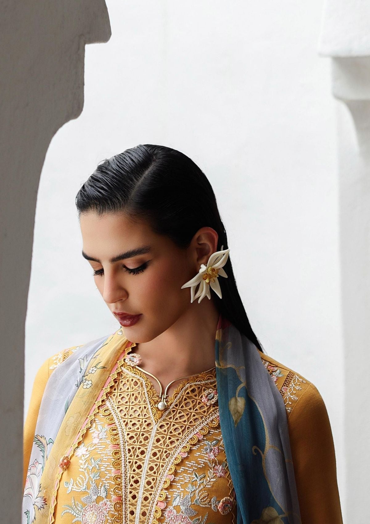 mohsin-saeed-fabrics-luxury-fashion-collection-daily-wear-wedding-and-formal-in-budget-This-product-is-from-qalamkar-qline-linen25-kl-06-gleam-is-available-on-Mohsin-saeed-fabrics-website.