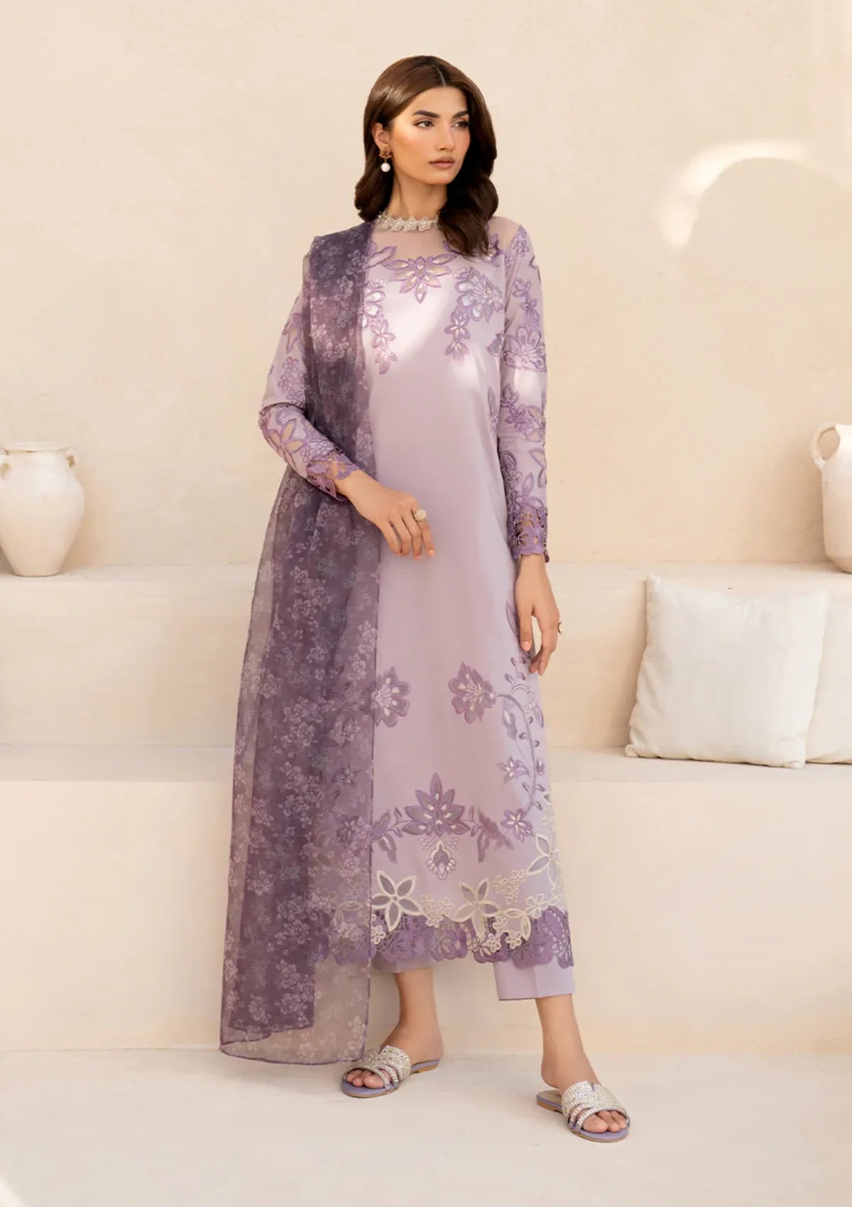 mohsin-saeed-fabrics-affordable-luxury-outfits-for-daily-formal-and-wedding-wear-This-product-is-from-iznik-festive-eid-lawn25-efl-01-is-available-on-Mohsin-saeed-fabrics-website.