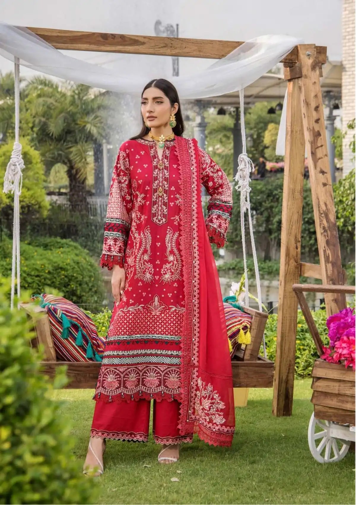 mohsin-saeed-fabrics-is-selling-online-and-in stores-Luxury-daily-wear-wedding-wear-formal-wear-in-budgeted-price-This-product-is-from-eshaisha-luxury-lawn25-ea-ll-5547-is-available-on-Mohsin-saeed-fabrics-website.