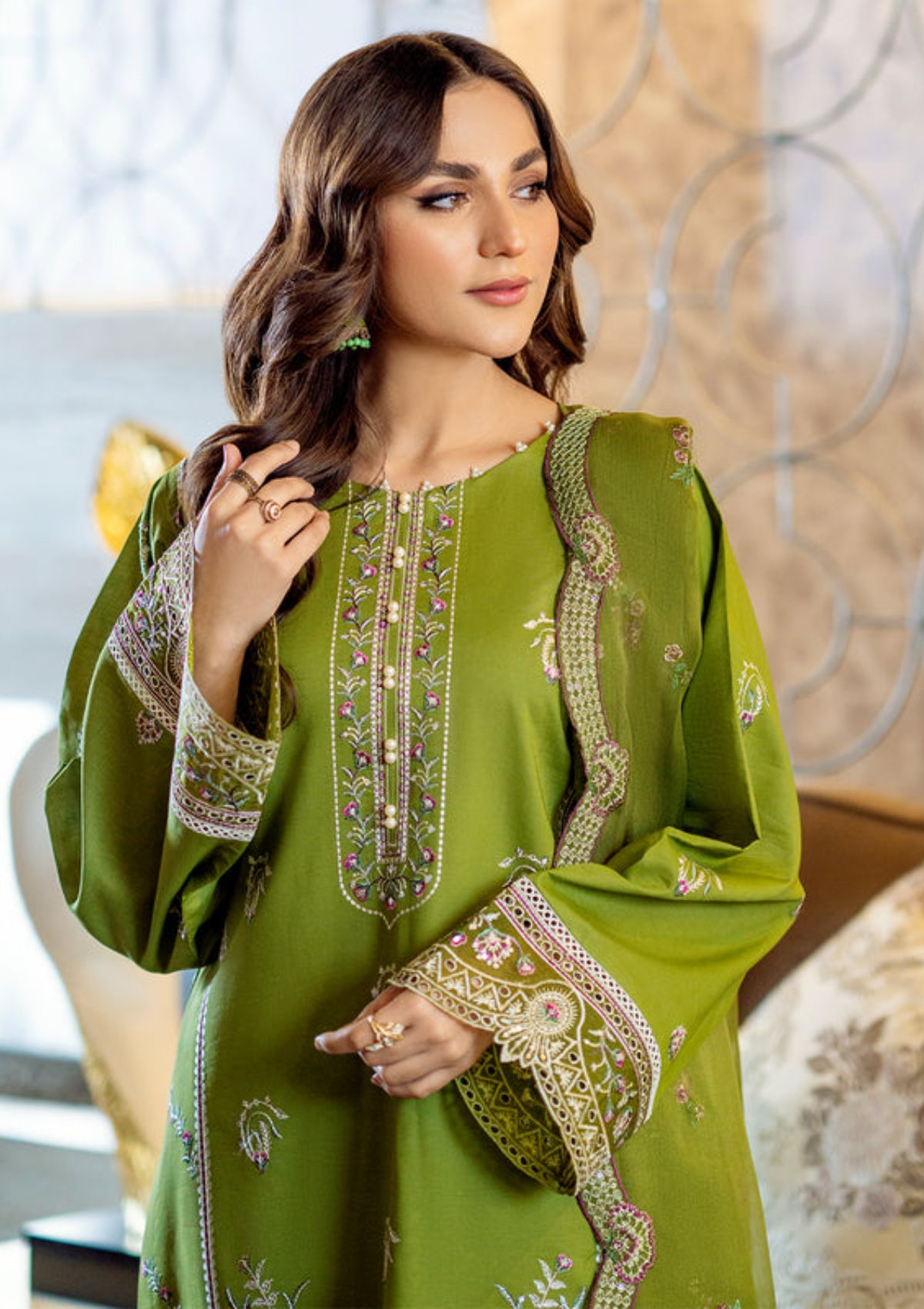 Bin Ilyas Mehr o Mah'23 1813 - B - Mohsin Saeed Fabrics