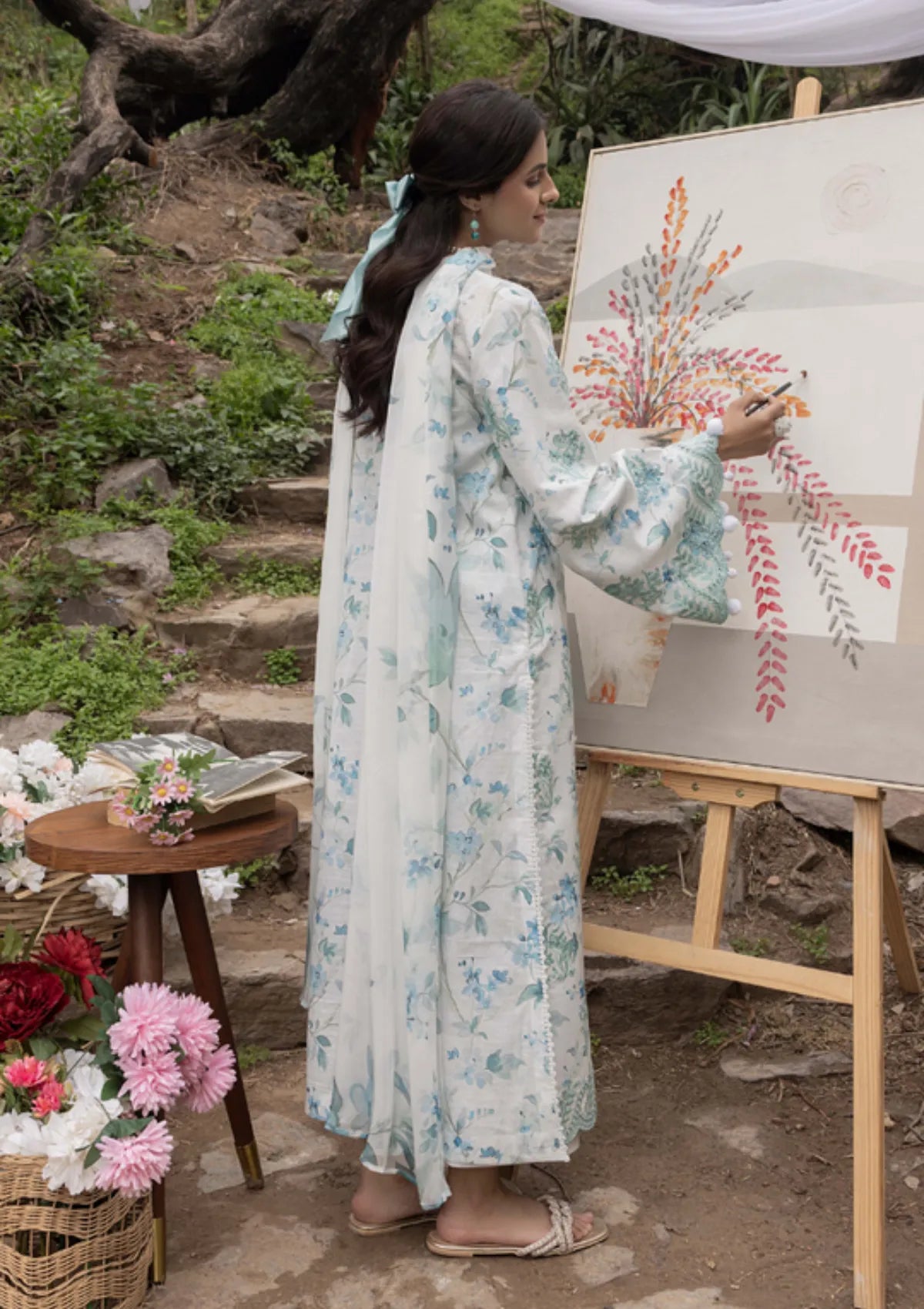 mohsin-saeed-fabrics-is-selling-online-and-in stores-Luxury-daily-wear-wedding-wear-formal-wear-in-budgeted-price-This-product-is-from-humdum-eden-garden-lawn25-d-05-is-available-on-Mohsin-saeed-fabrics-website.