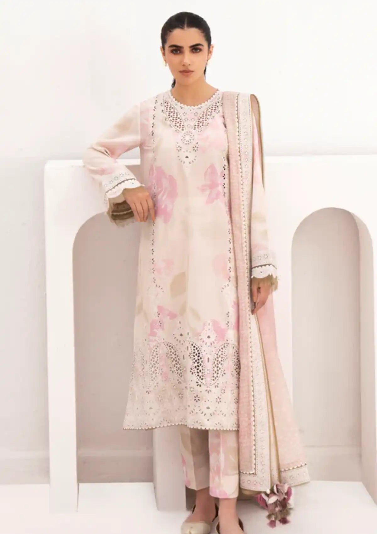 Delia By Jazmin'24 D-06 - Mohsin Saeed Fabrics