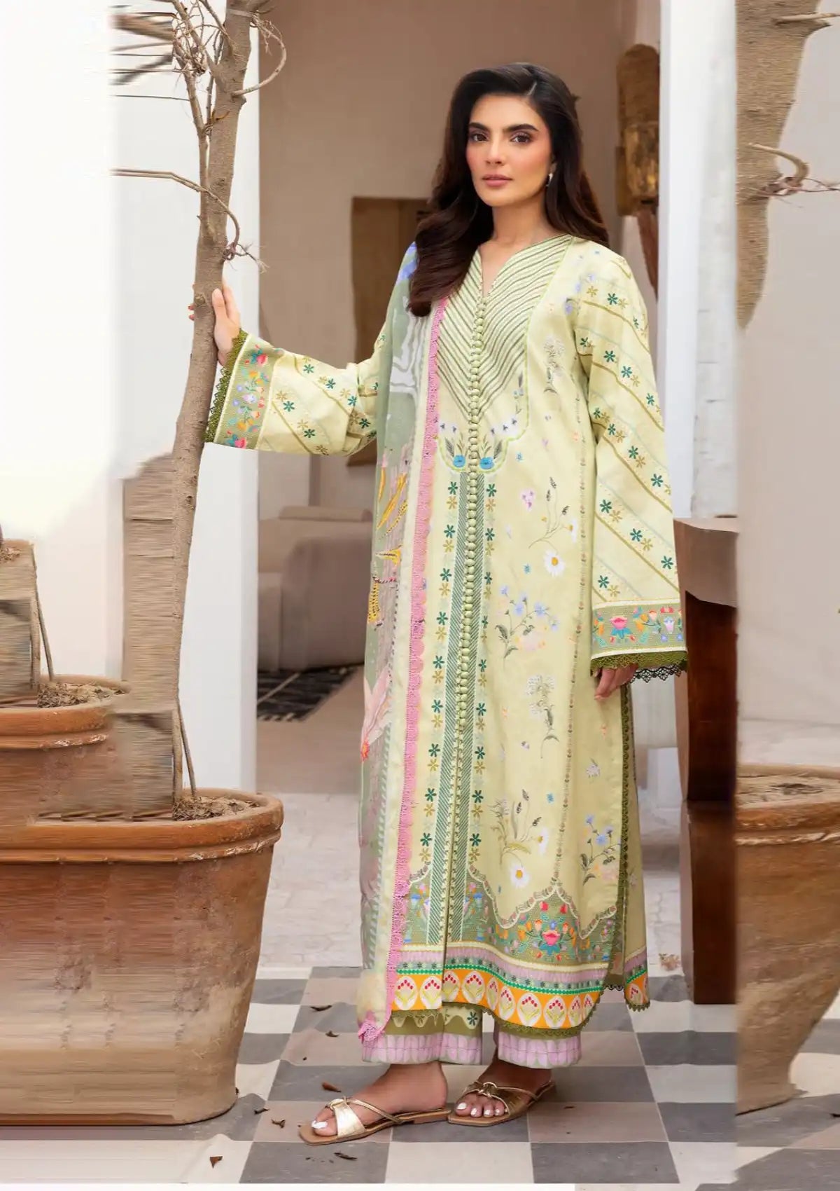 mohsin-saeed-fabrics-affordable-luxury-outfits-for-daily-formal-and-wedding-wear-This-product-is-from-florent-luxury-prints25-fl-4b-is-available-on-Mohsin-saeed-fabrics-website.