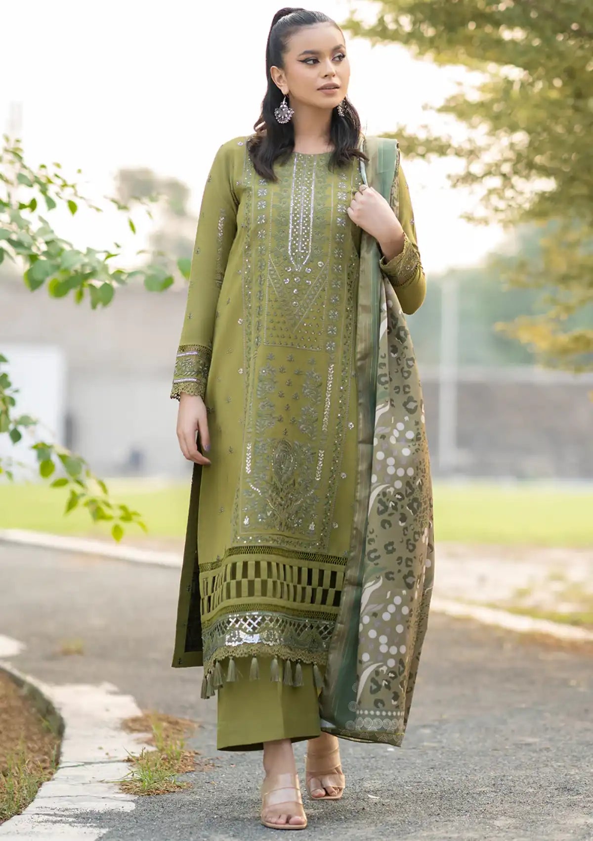 Bin Ilyas Janan Winter Khaddar'23 D-1911-B - Mohsin Saeed Fabrics