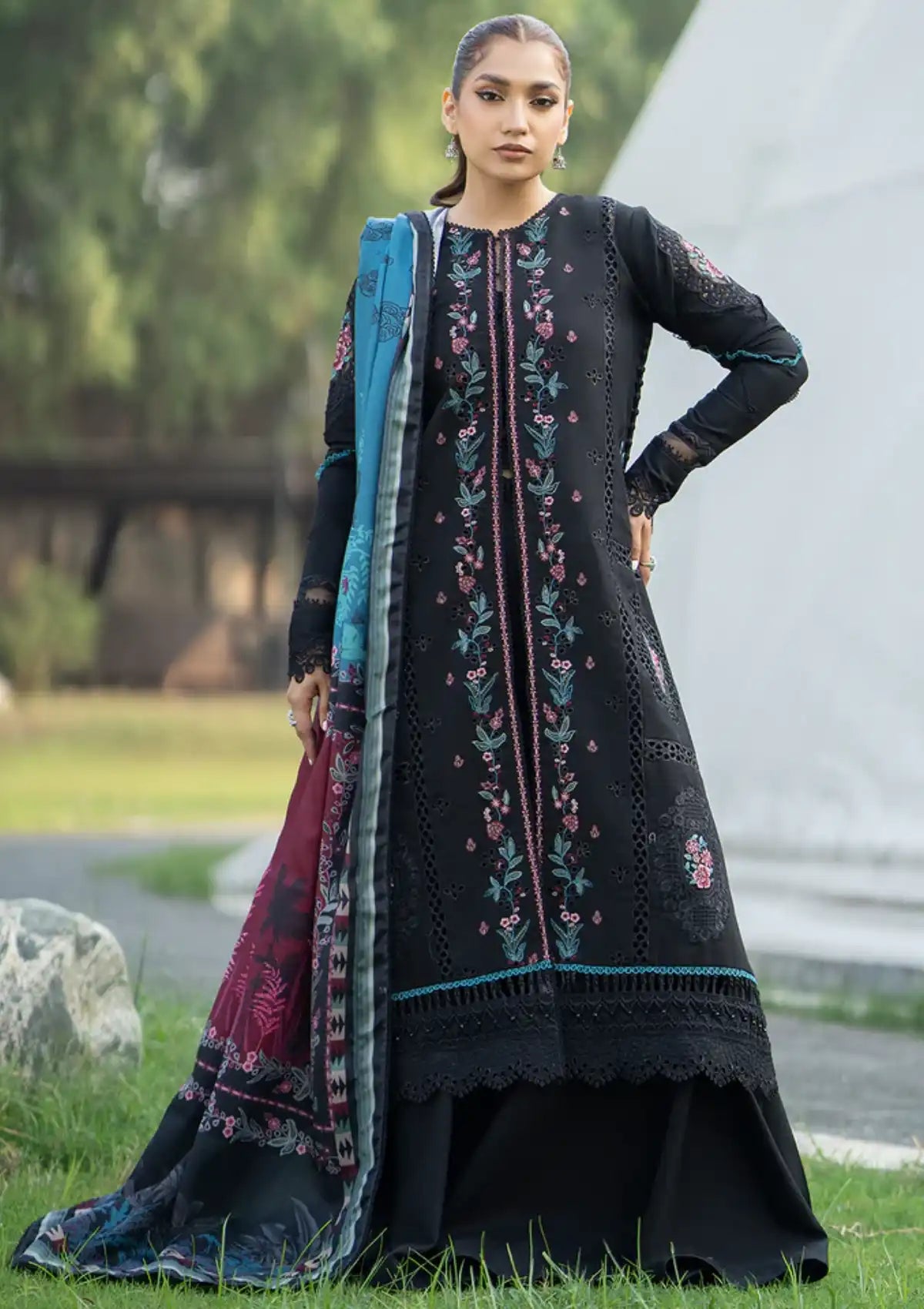 Bin Ilyas Janan Winter Khaddar'23 D-1914-B - Mohsin Saeed Fabrics