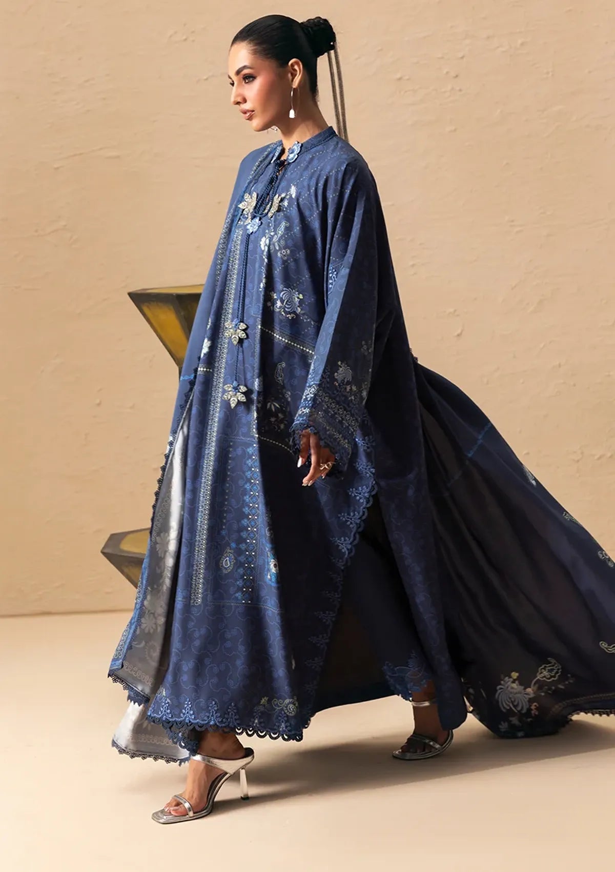Qalamkar Qprints Linen'26 QPW-05 B Calina