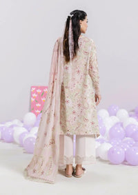 mohsin-saeed-fabrics-is-selling-online-and-in stores-Luxury-daily-wear-wedding-wear-formal-wear-in-budgeted-price-This-product-is-from-qalamkar-qprints-lawn25-vol-2-em-03b-mira-is-available-on-Mohsin-saeed-fabrics-website.