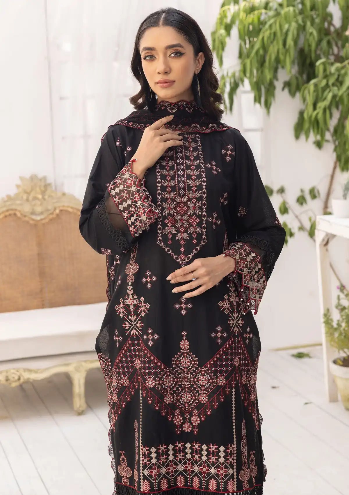 Ayla Zahra Singhar Luxury Emb Karandi'23 SNAZ 4 - Mohsin Saeed Fabrics