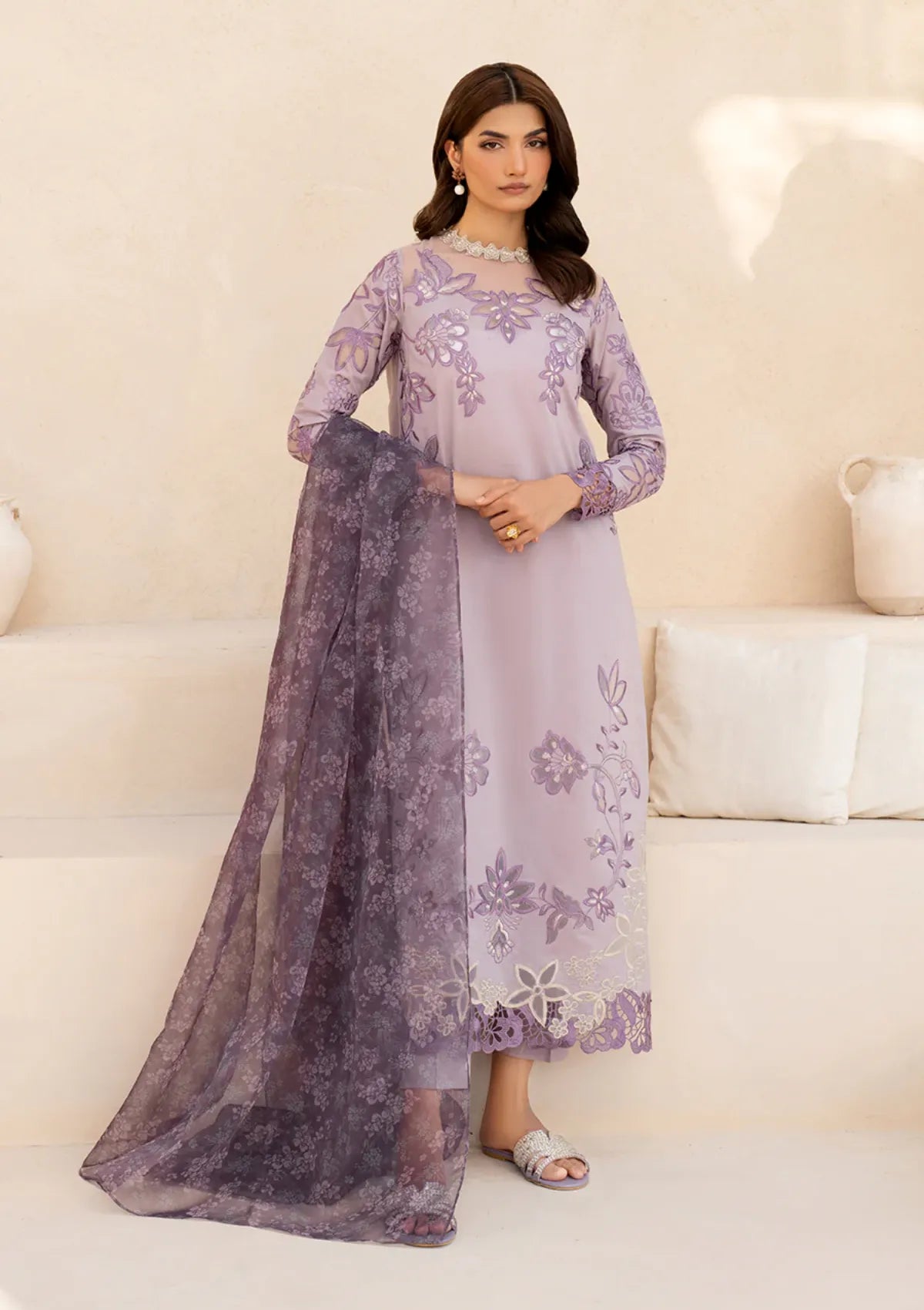 mohsin-saeed-fabrics-affordable-luxury-outfits-for-daily-formal-and-wedding-wear-This-product-is-from-iznik-festive-eid-lawn25-efl-01-is-available-on-Mohsin-saeed-fabrics-website.