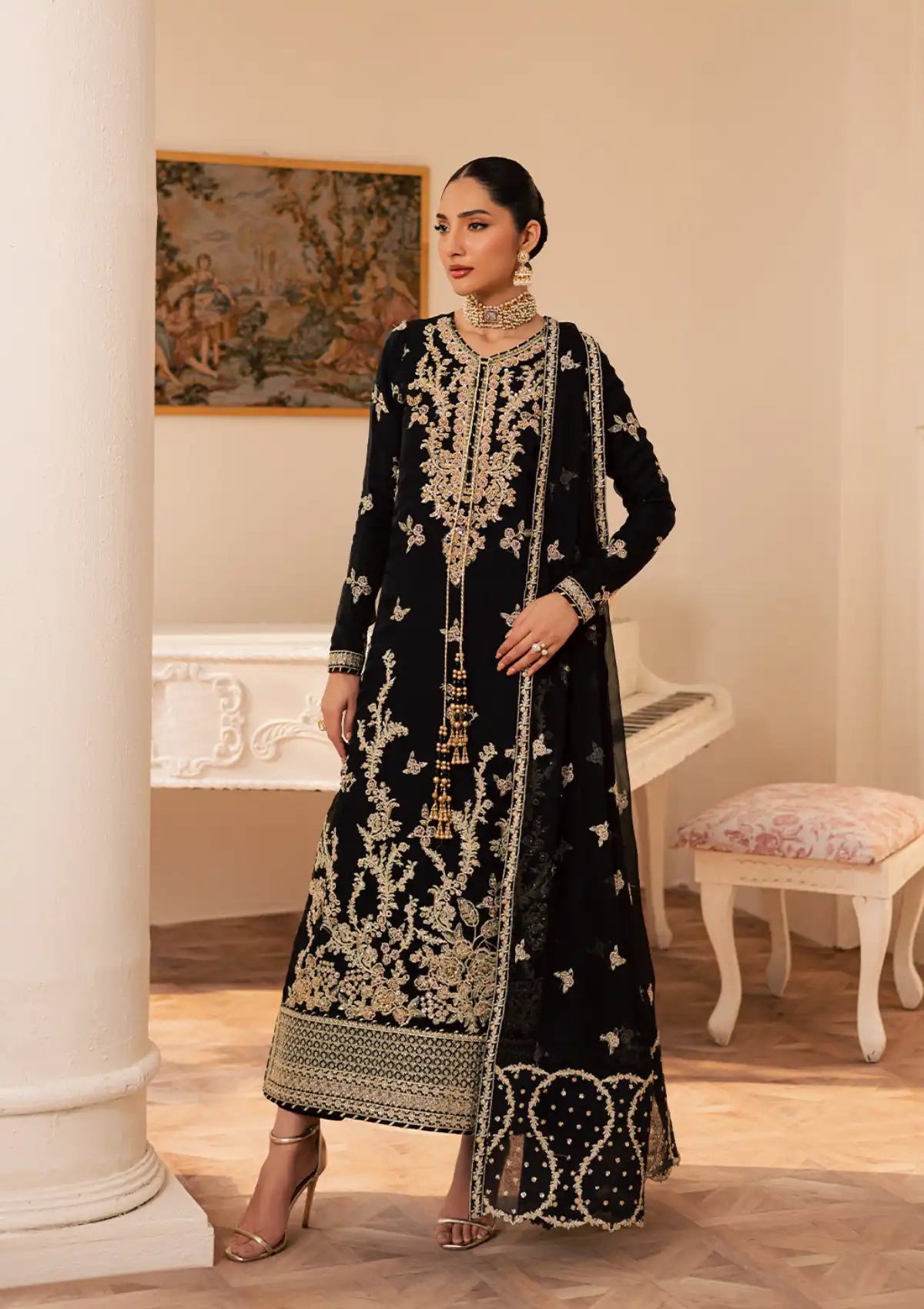 mohsin-saeed-fabrics-designer-daily-wear-formal-and-wedding-suits-within-budget-This-product-is-from-emaan-adeel-suave-luxury-formals25-svara-is-available-on-Mohsin-saeed-fabrics-website.