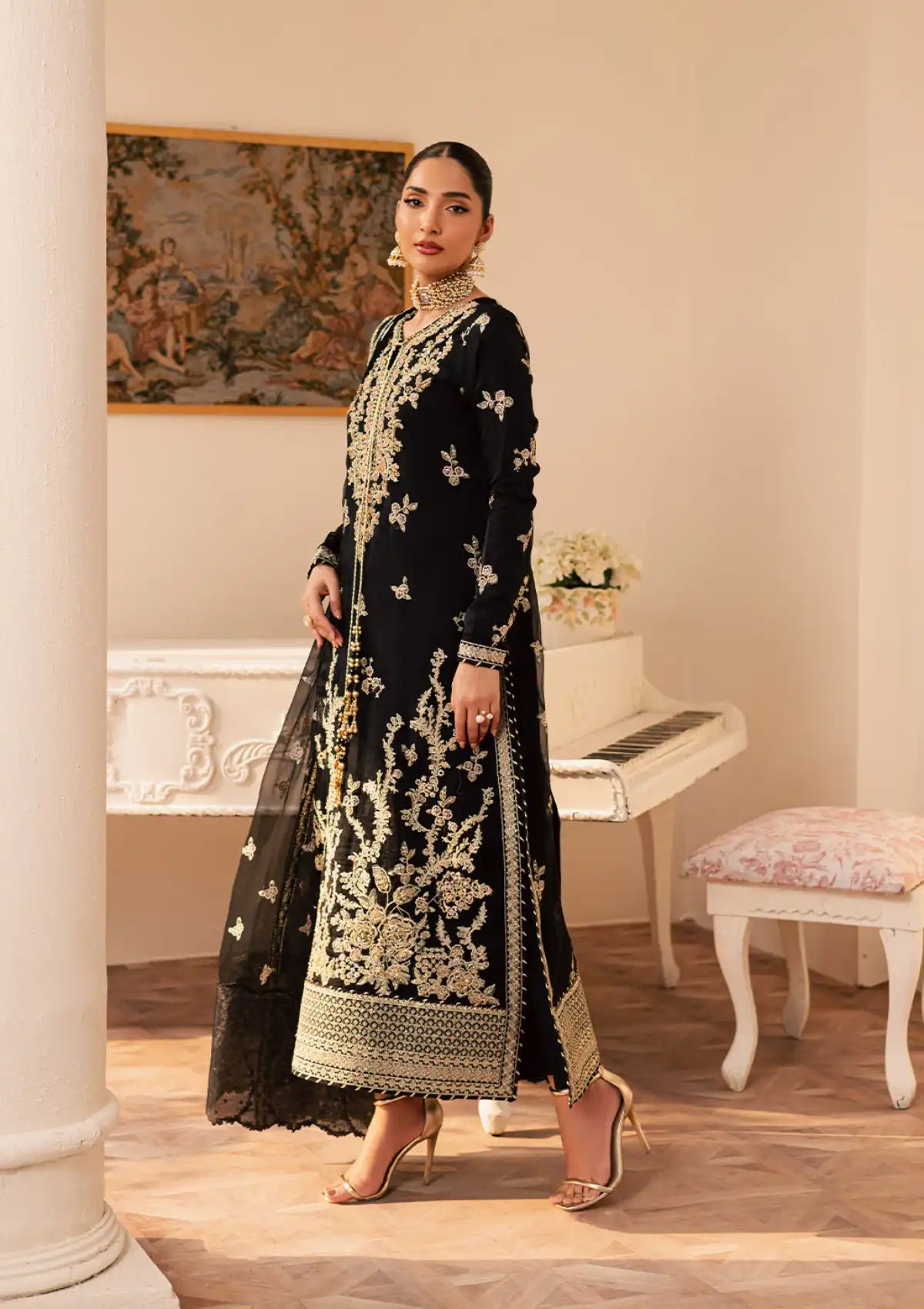 mohsin-saeed-fabrics-designer-daily-wear-formal-and-wedding-suits-within-budget-This-product-is-from-emaan-adeel-suave-luxury-formals25-svara-is-available-on-Mohsin-saeed-fabrics-website.