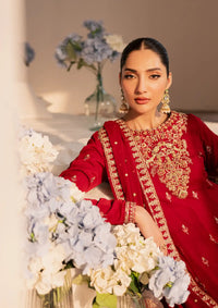 mohsin-saeed-fabrics-designer-daily-wear-formal-and-wedding-suits-within-budget-This-product-is-from-emaan-adeel-suave-luxury-formals25-cirel-is-available-on-Mohsin-saeed-fabrics-website.