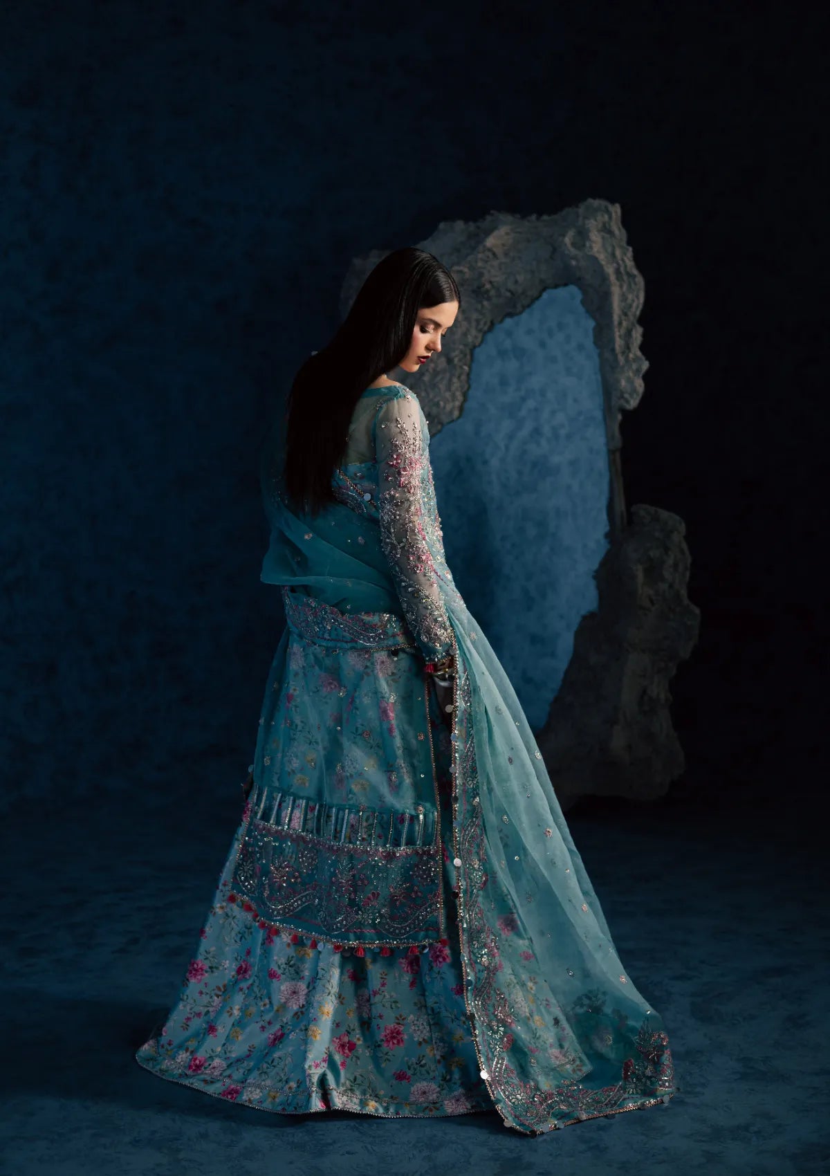 Maria Osama Khan Lamhay Wedding Vol-2 D-07 NEELUM