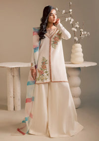 Maria Osama Khan Noir Bliss 2-26' D-01 Pearl Whisper