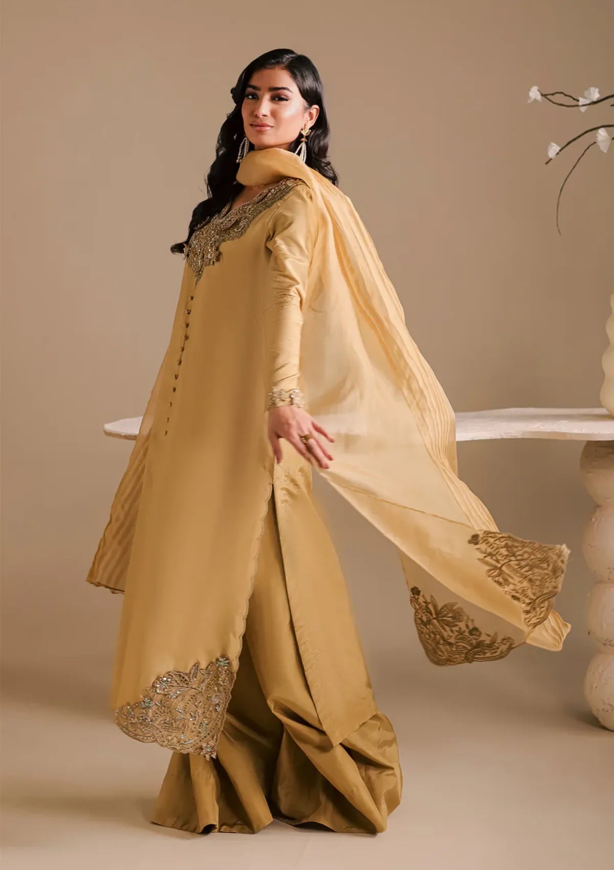 Maria Osama Khan Noir Bliss 2-26' D-04 Golden Ember