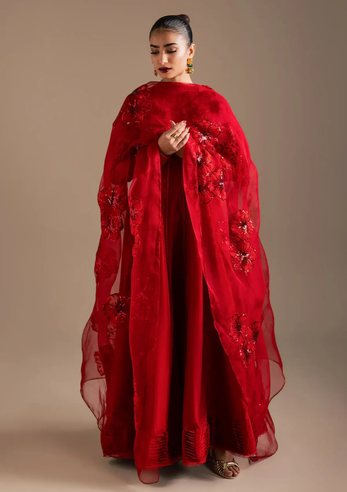 Maria Osama Khan Noir Bliss 2-26' D-08 Scarlet Mirage