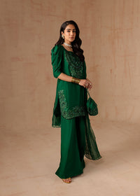 mohsin-saeed-fabrics-is-selling-online-and-in stores-Luxury-daily-wear-wedding-wear-formal-wear-in-budgeted-price-This-product-is-from-maria-osama-khan-luxury-pret-emerald-green-is-available-on-Mohsin-saeed-fabrics-website.
