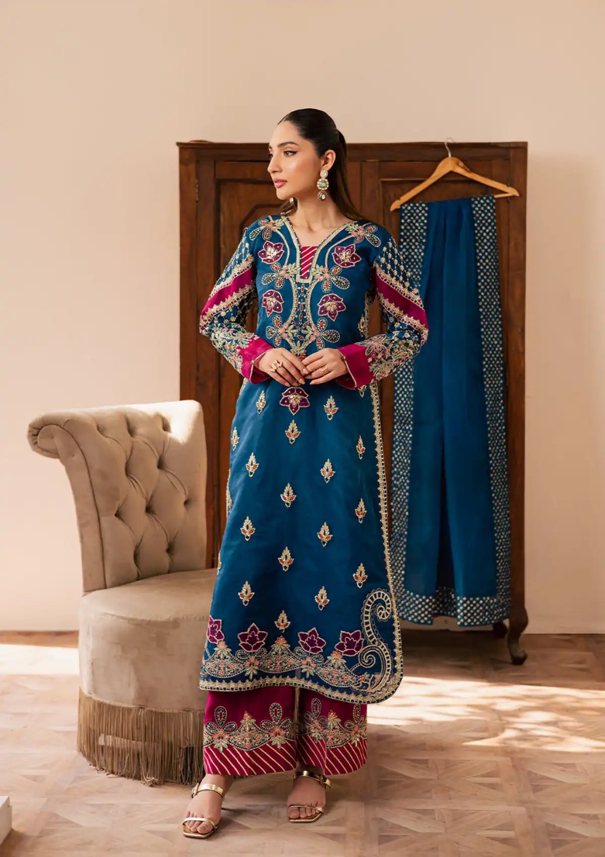 mohsin-saeed-fabrics-designer-daily-wear-formal-and-wedding-suits-within-budget-This-product-is-from-emaan-adeel-suave-luxury-formals25-avoir-is-available-on-Mohsin-saeed-fabrics-website.