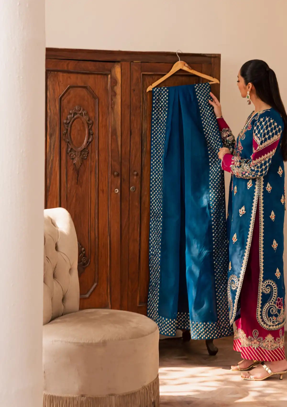 mohsin-saeed-fabrics-designer-daily-wear-formal-and-wedding-suits-within-budget-This-product-is-from-emaan-adeel-suave-luxury-formals25-avoir-is-available-on-Mohsin-saeed-fabrics-website.