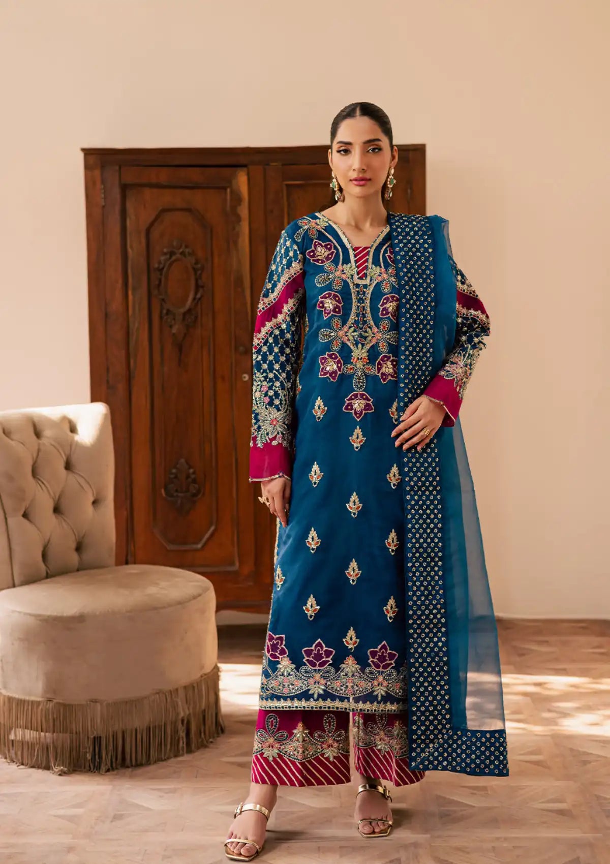 mohsin-saeed-fabrics-designer-daily-wear-formal-and-wedding-suits-within-budget-This-product-is-from-emaan-adeel-suave-luxury-formals25-avoir-is-available-on-Mohsin-saeed-fabrics-website.