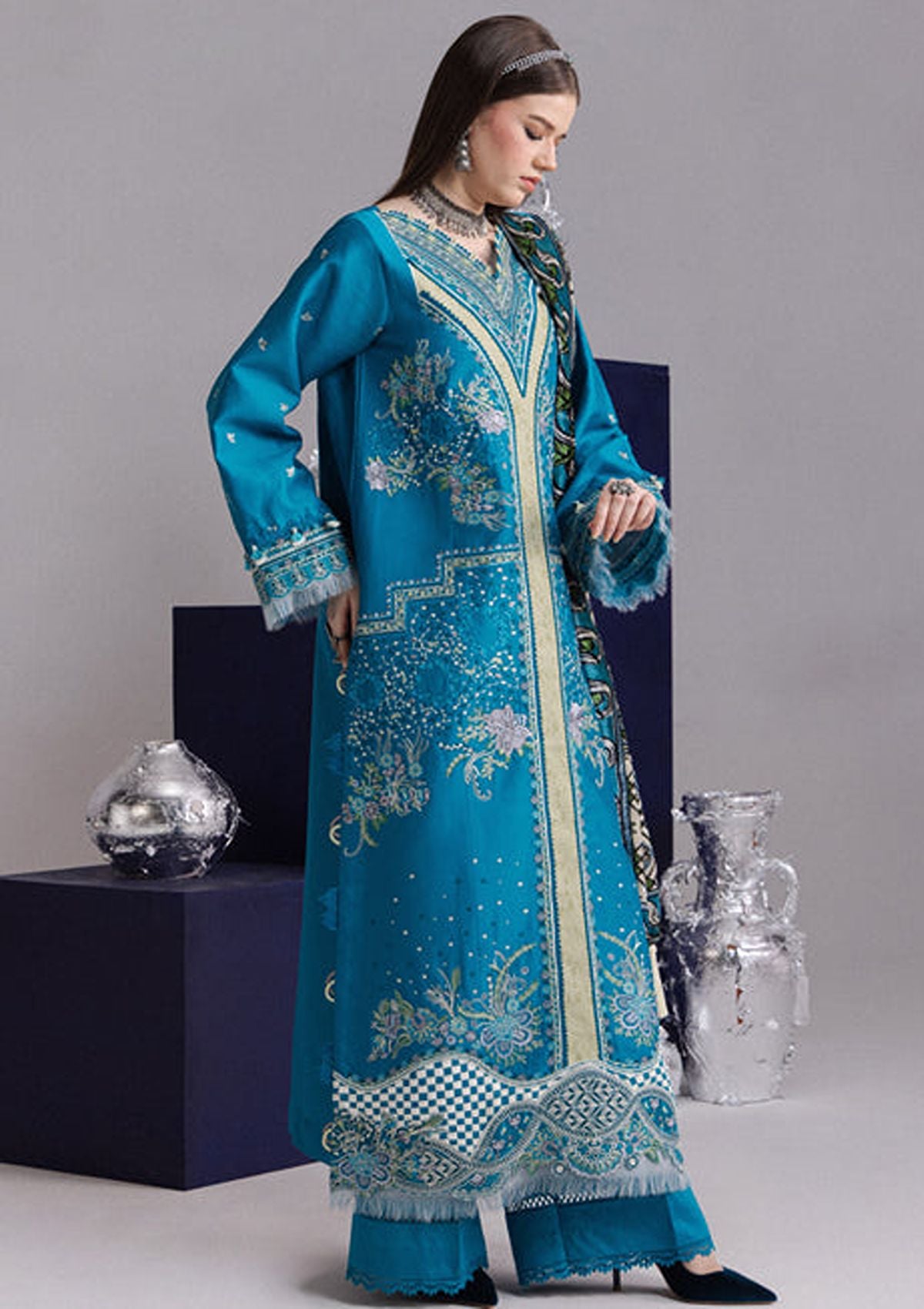 Parishay Panache Velvet'26 CHE-04
