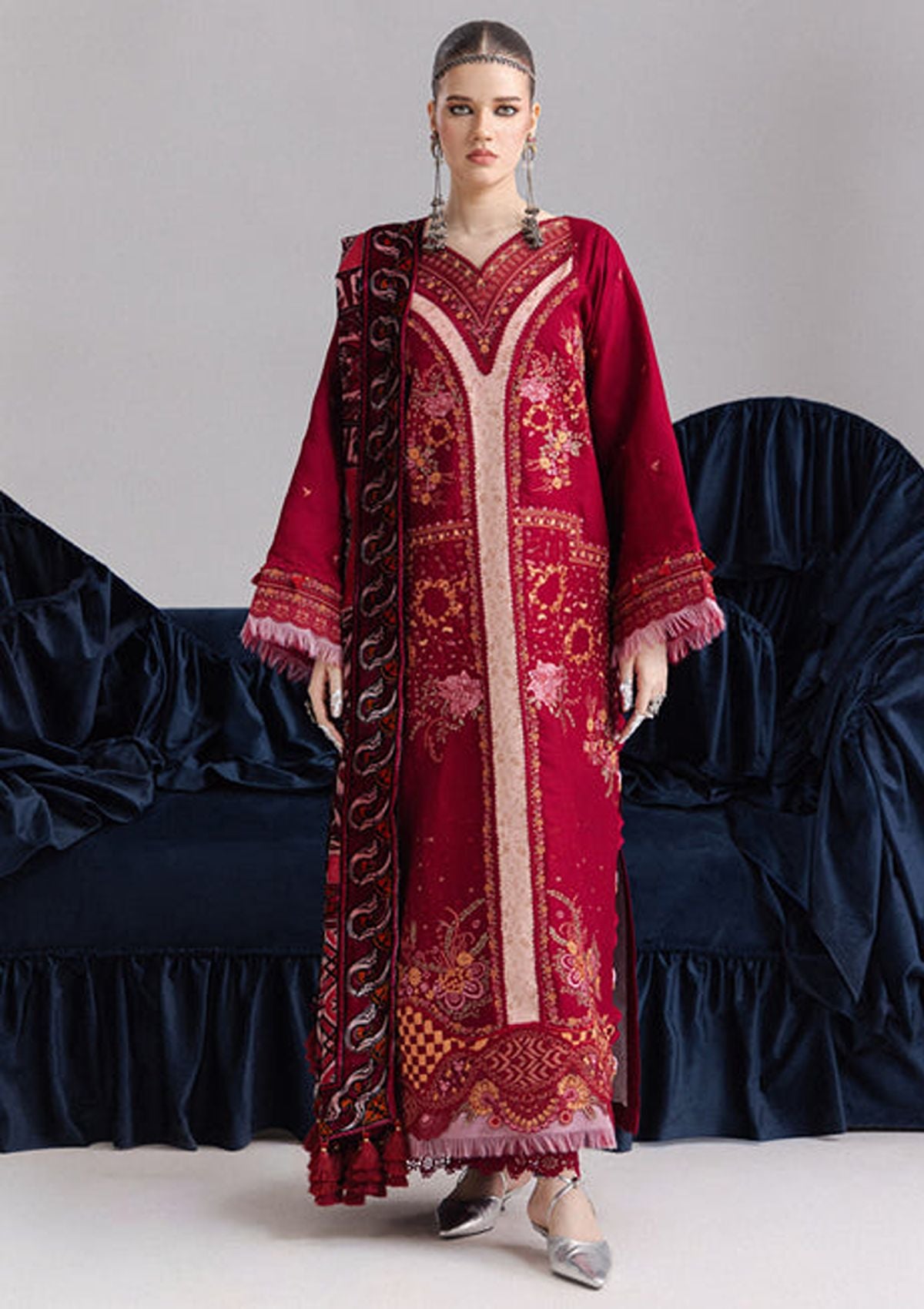 Parishay Panache Velvet'26 CHE-03