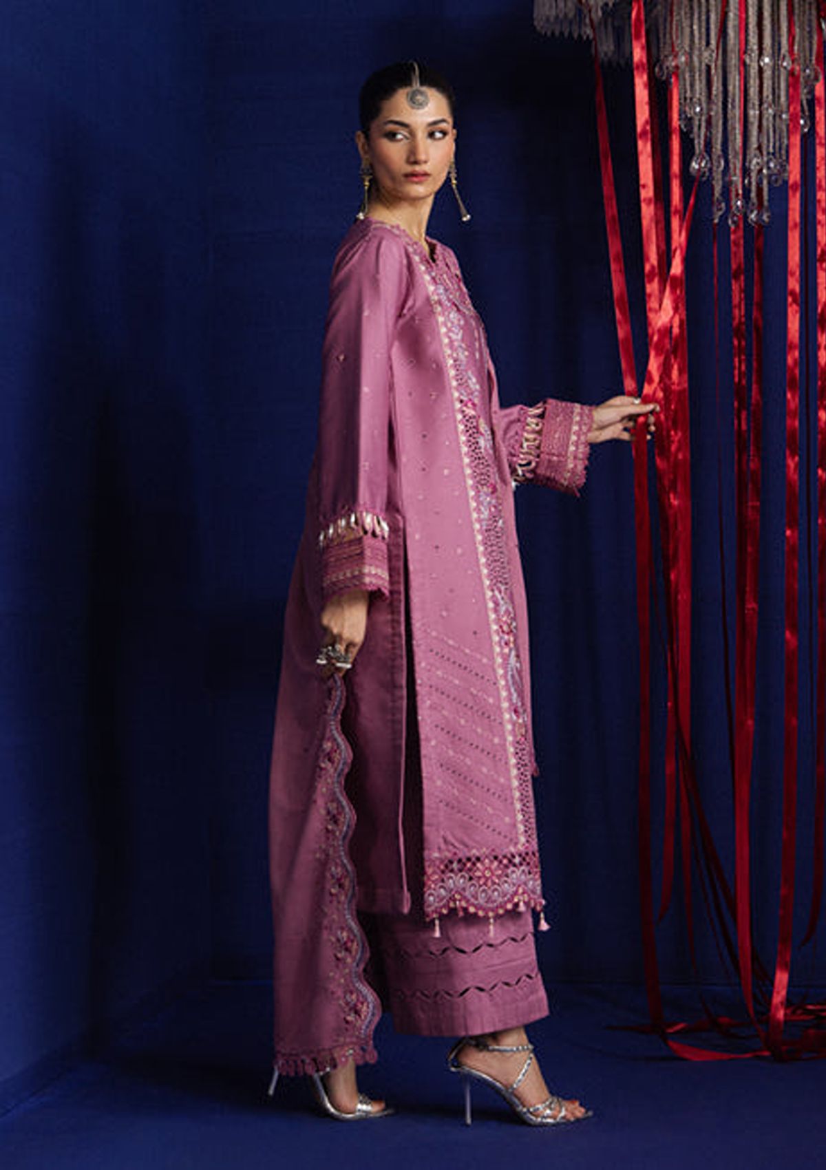 Parishay Panache Velvet'26 CHE-05