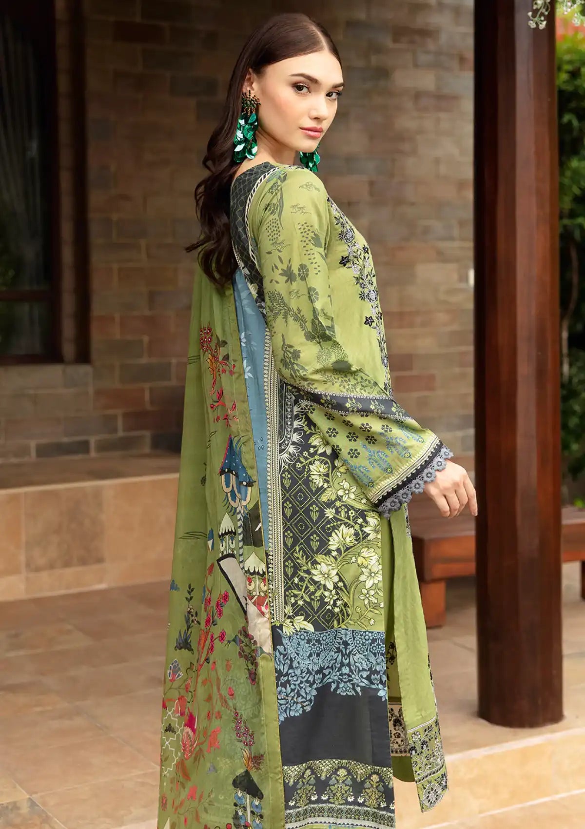 Ramsha Riwayat Emb Lawn'24 Vol-09 Y-912 - Mohsin Saeed Fabrics