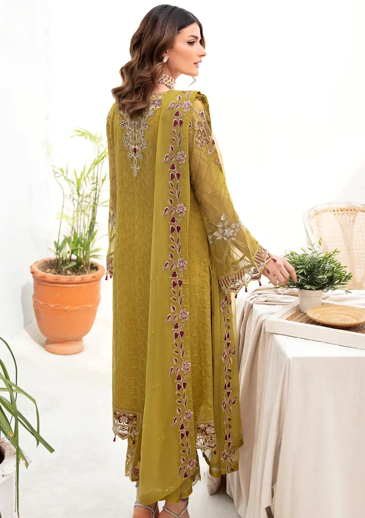 Ramsha Chevron Chiffon'23 Vol-07 A-706 - Mohsin Saeed Fabrics