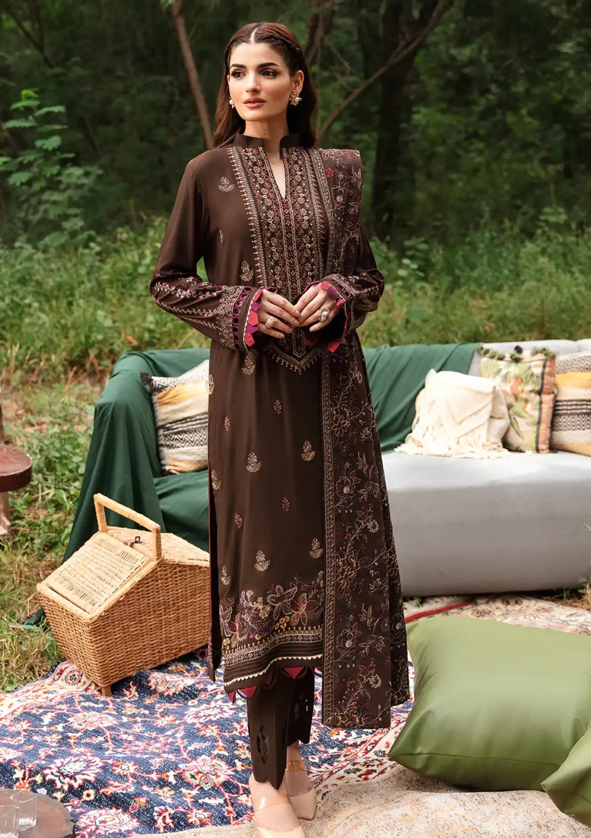 Ramsha Reet Emb Karandi'23 Vol-09 R-908 - Mohsin Saeed Fabrics