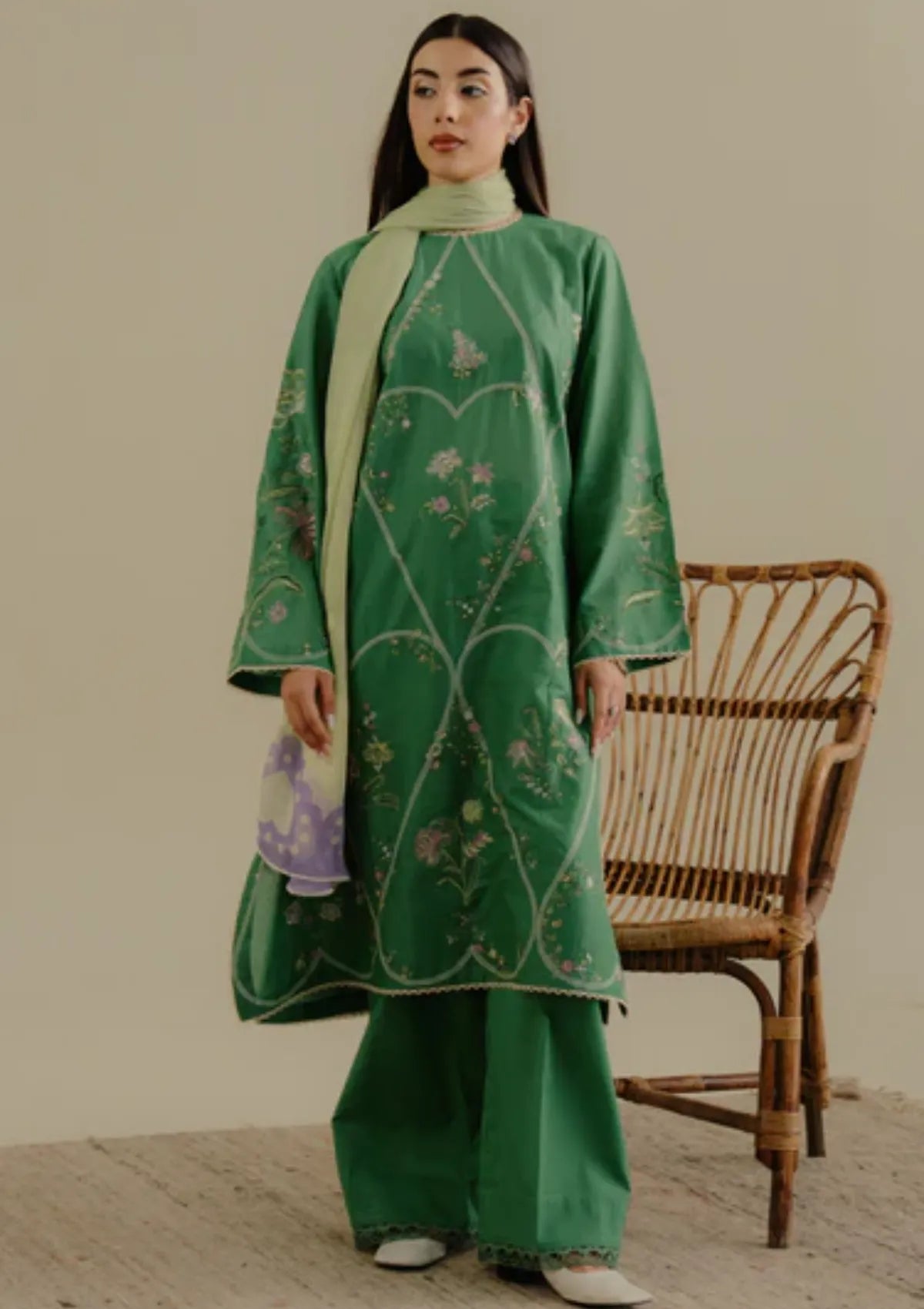 mohsin-saeed-fabrics-affordable-luxury-outfits-for-daily-formal-and-wedding-wear-This-product-is-from-coco-by-zara-shahjahan-lawn-drop-225-d-8b-tara-is-available-on-Mohsin-saeed-fabrics-website.