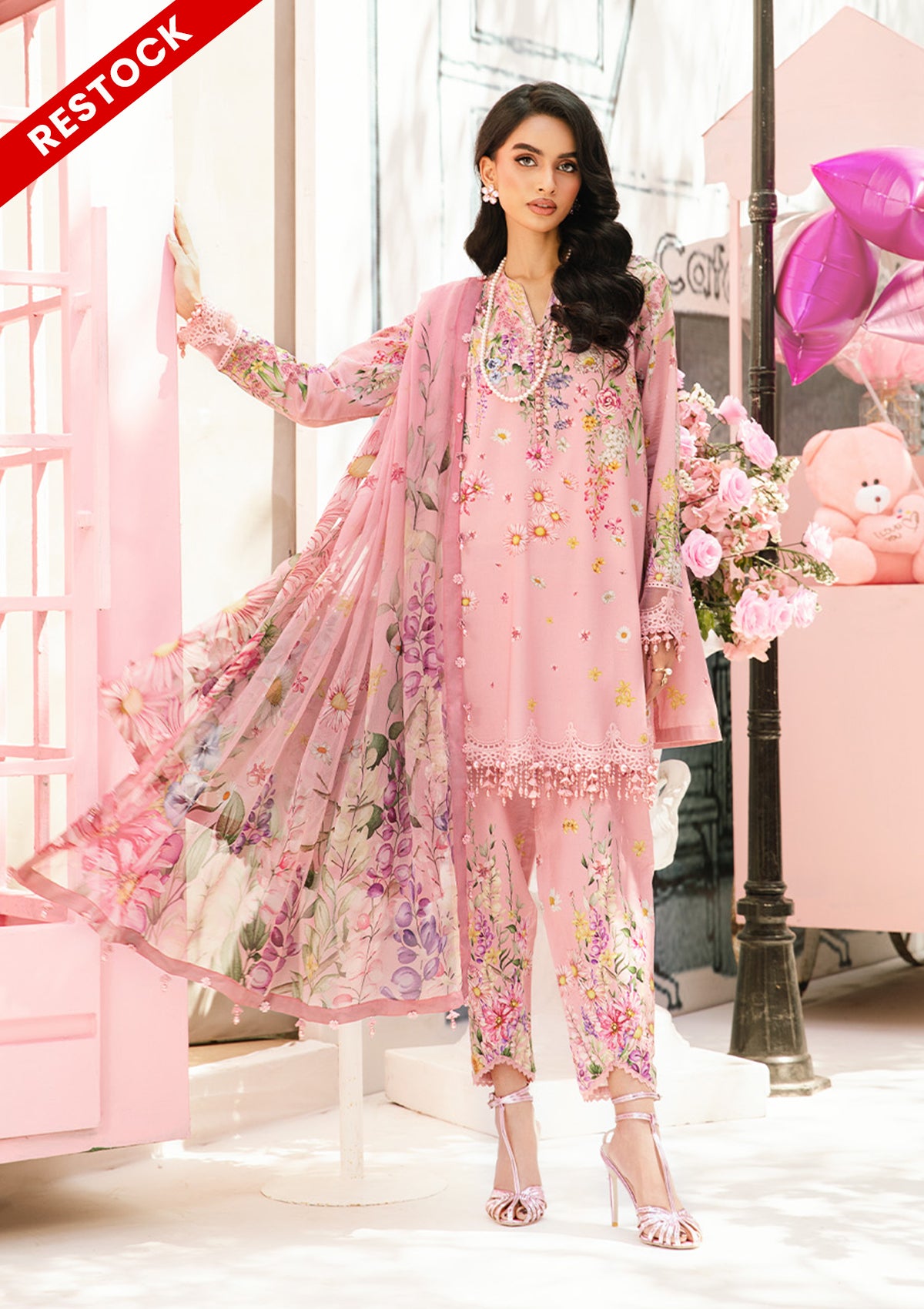 mohsin-saeed-fabrics-is-selling-online-and-in stores-Luxury-daily-wear-wedding-wear-formal-wear-in-budgeted-price-This-product-is-from-maria-b-mpints-eid-edit25-mp25-03b-is-available-on-Mohsin-saeed-fabrics-website.