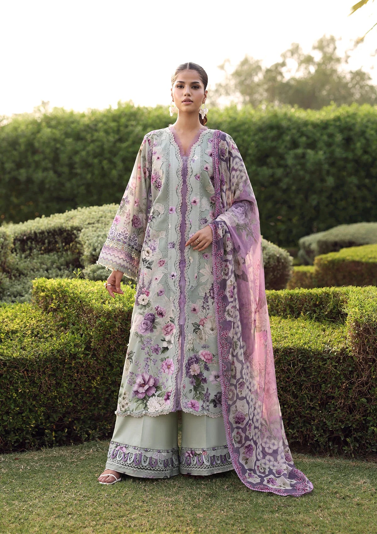 mohsin-saeed-fabrics-is-selling-online-and-in stores-Luxury-daily-wear-wedding-wear-formal-wear-in-budgeted-price-This-product-is-from-elaf-belladore-prints-lawn26-epa-06a-castella is-available-on-Mohsin-saeed-fabrics-website.