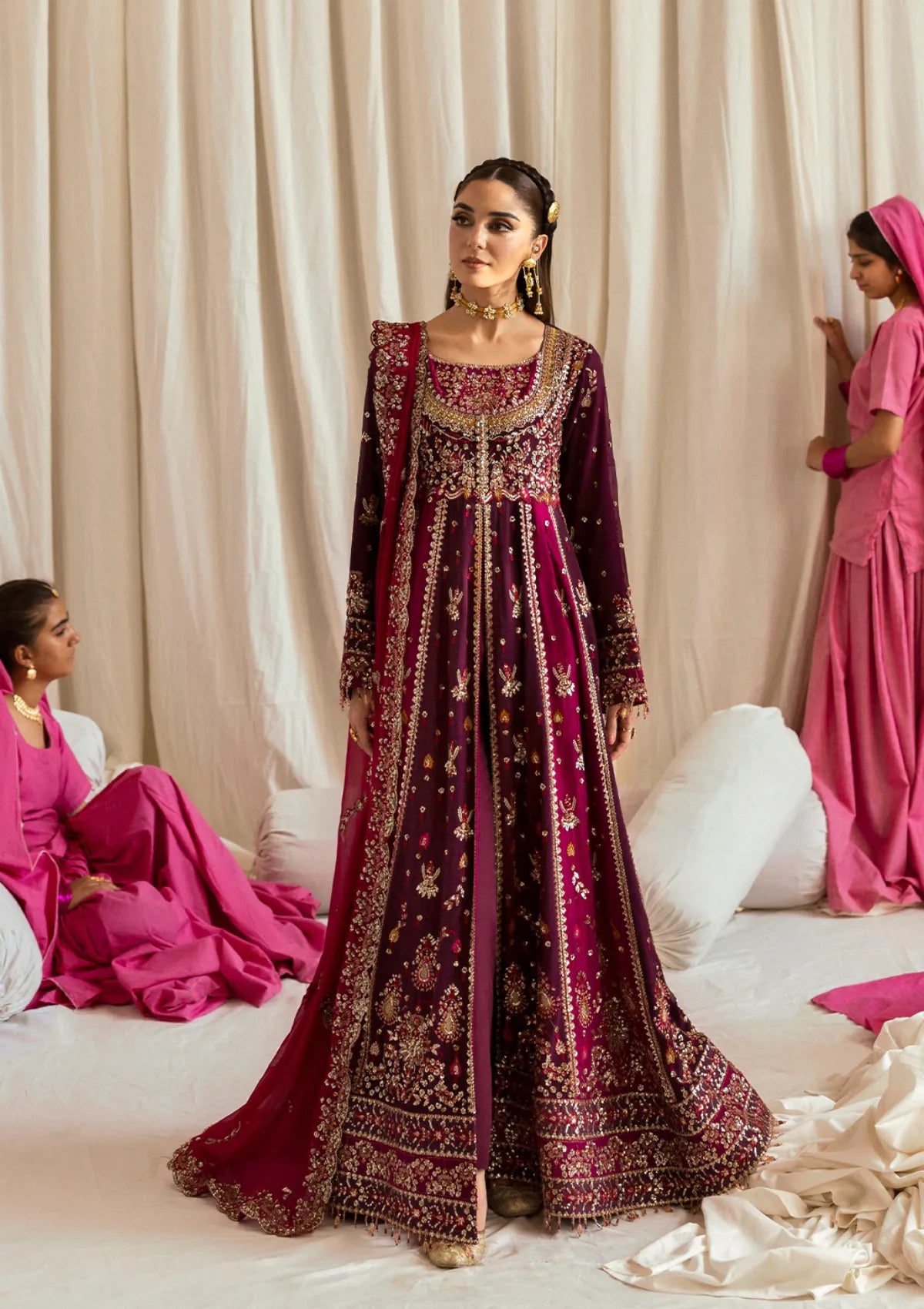 mohsin-saeed-fabrics-designer-daily-wear-formal-and-wedding-suits-within-budget-This-product-is-from-emaan-adeel-the-empress-wedding-formals25-avoria-is-available-on-Mohsin-saeed-fabrics-website.
