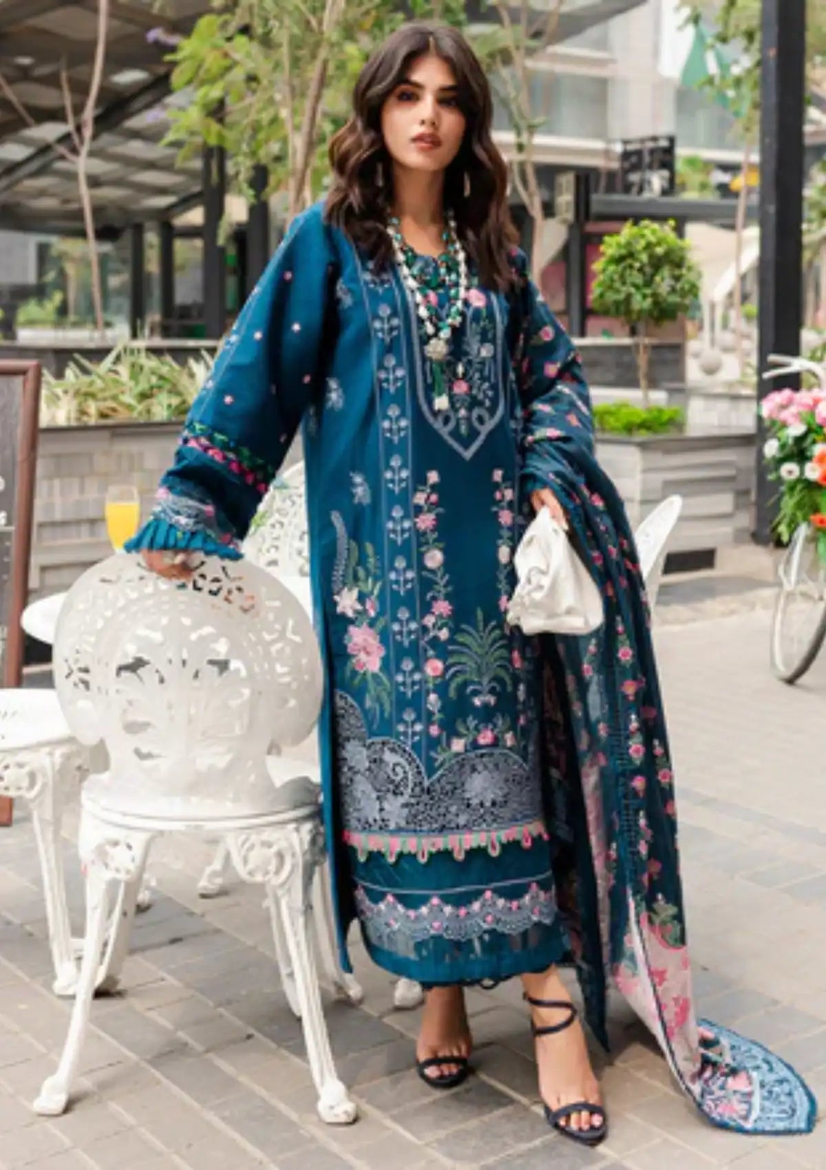 Parishay Nuray-e-Nazar Winter'23 NNF-01 - Mohsin Saeed Fabrics