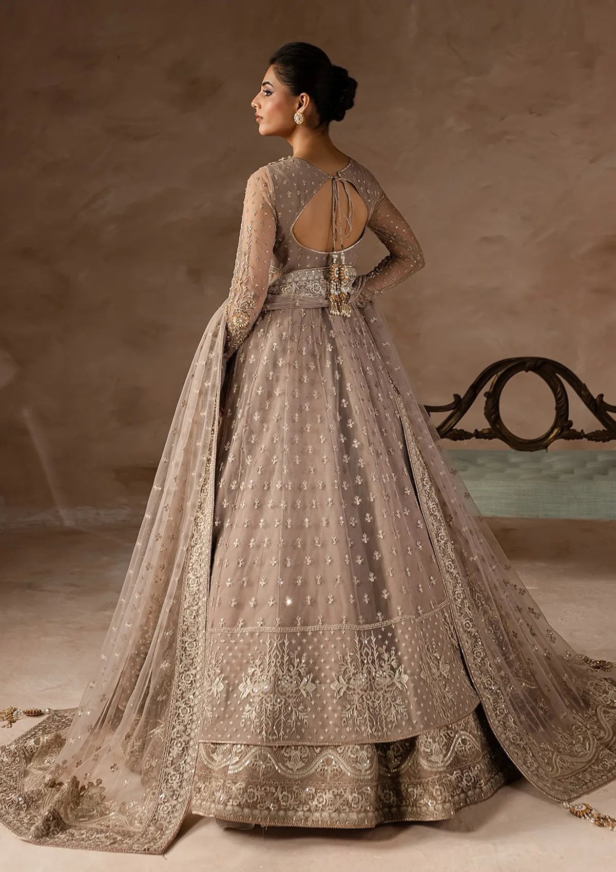 mohsin-saeed-fabrics-designer-daily-wear-formal-and-wedding-suits-within-budget-This-product-is-from-imran-ramzan-elysee25-petale-de-soie-is-available-on-Mohsin-saeed-fabrics-website.