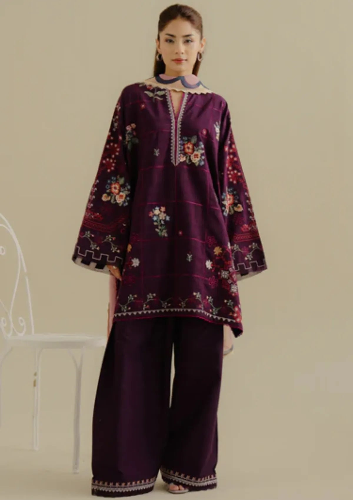 Coco By Zara Shahjahan Lawn Drop 2'25 D-5B Sufa – Mohsin Saeed Fabrics