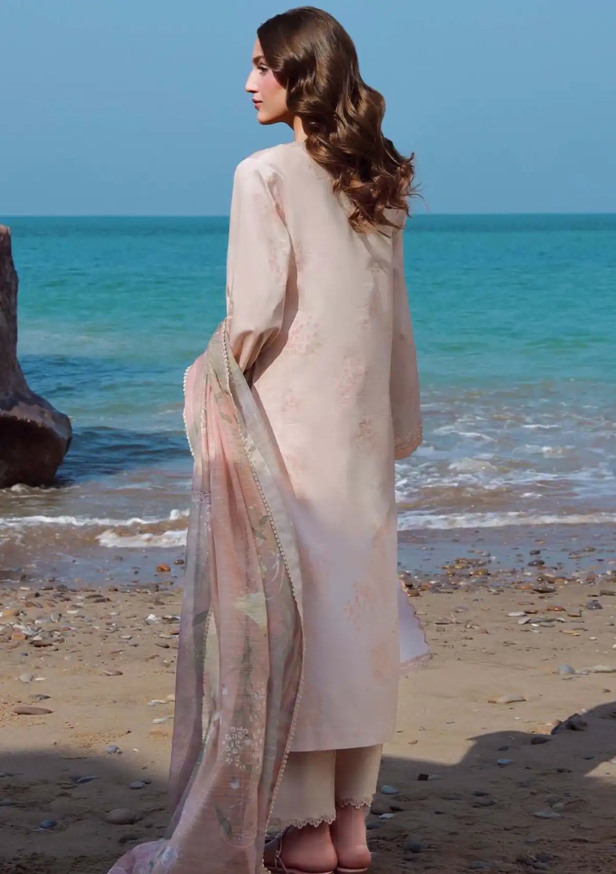 mohsin-saeed-fabrics-is-selling-online-and-in stores-Luxury-daily-wear-wedding-wear-formal-wear-in-budgeted-price-This-product-is-from-seran-afsanah-lawn-ss25-d-05-rumi-is-available-on-Mohsin-saeed-fabrics-website.