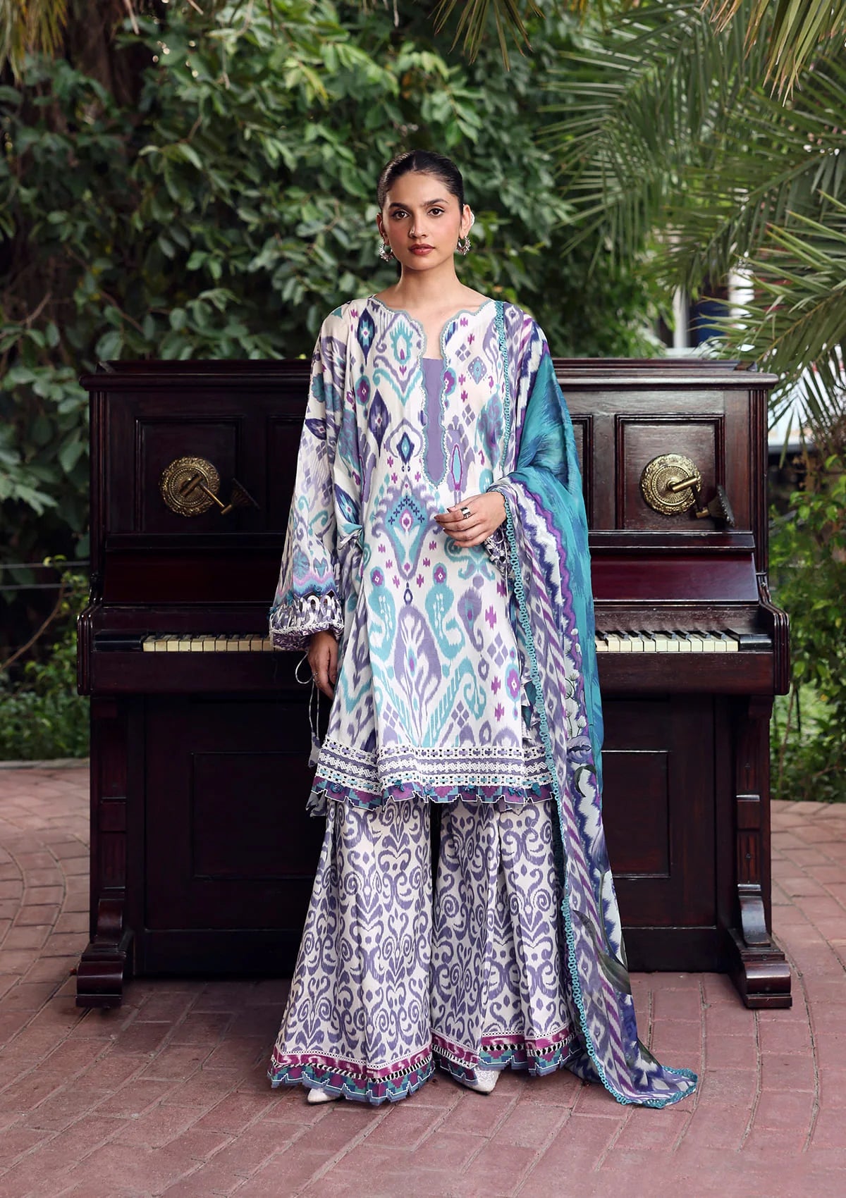 mohsin-saeed-fabrics-is-selling-online-and-in stores-Luxury-daily-wear-wedding-wear-formal-wear-in-budgeted-price-This-product-is-from-elaf-belladore-prints-lawn26-epa-02a-prism is-available-on-Mohsin-saeed-fabrics-website.