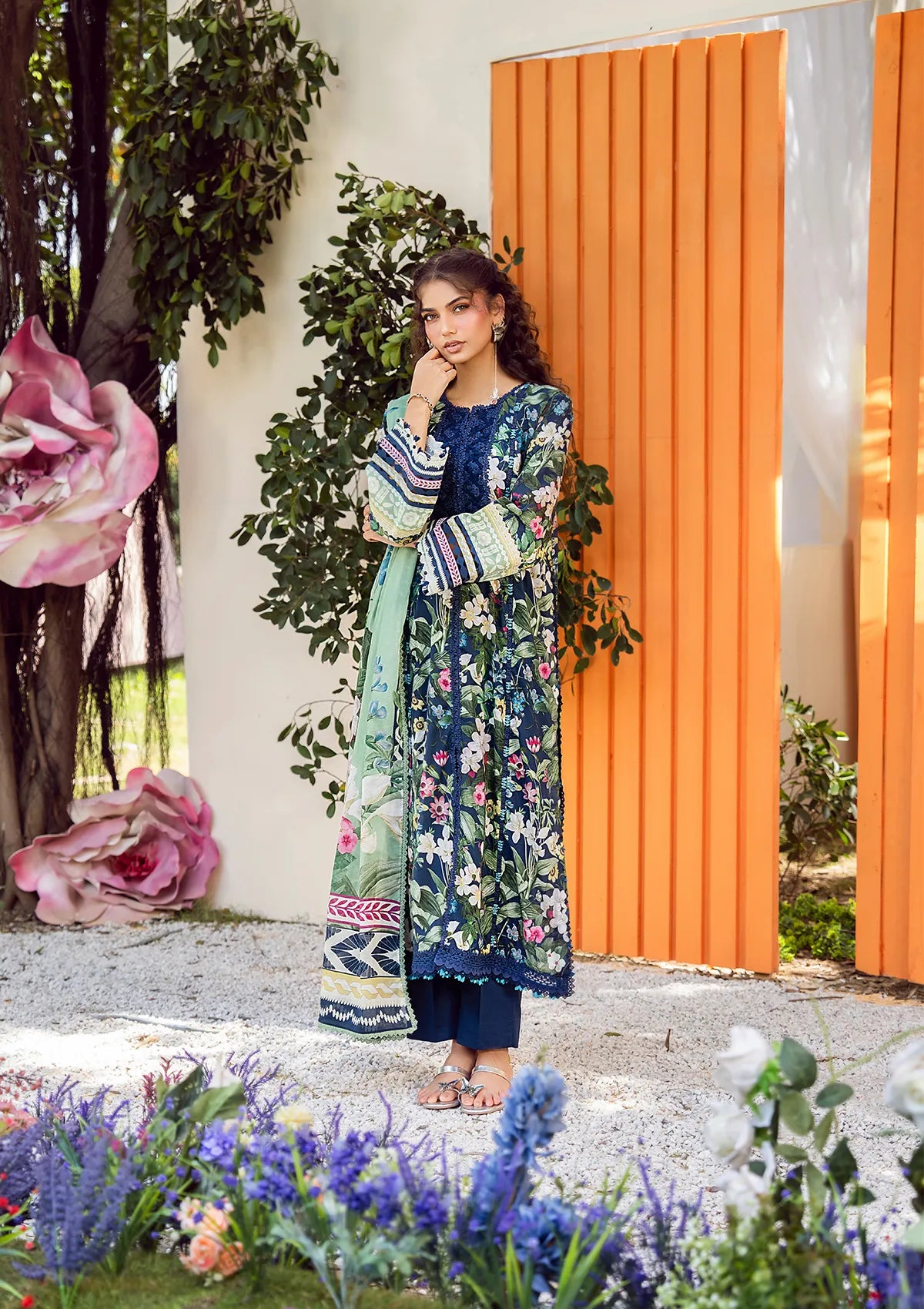 mohsin-saeed-fabrics-designer-daily-wear-formal-and-wedding-suits-within-budget-This-product-is-from-elaf-prints-lawn25-vol-2-eps-1a-meadow-muse-is-available-on-Mohsin-saeed-fabrics-website.
