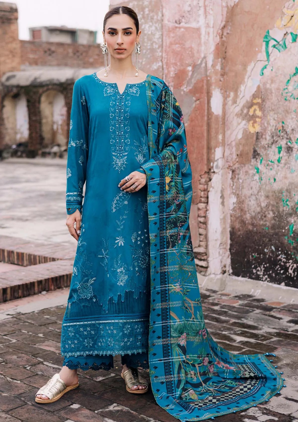 mohsin-saeed-fabrics-luxury-fashion-collection-daily-wear-wedding-and-formal-in-budget-This-product-is-from-nureh-maya-linen25-nw-106-is-available-on-Mohsin-saeed-fabrics-website.