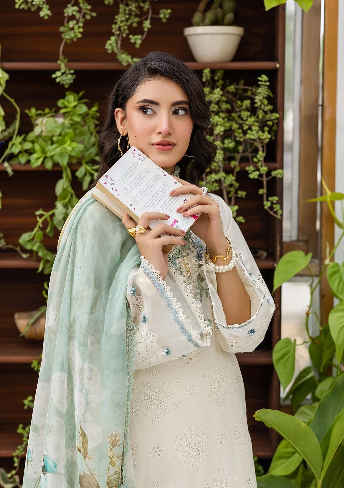 mohsin-saeed-fabrics-luxury-fashion-collection-daily-wear-wedding-and-formal-in-budget-This-product-is-from-elaf-ecraft-chikankari-chiffon-25-eec-1b-pearlista-is-available-on-Mohsin-saeed-fabrics-website.