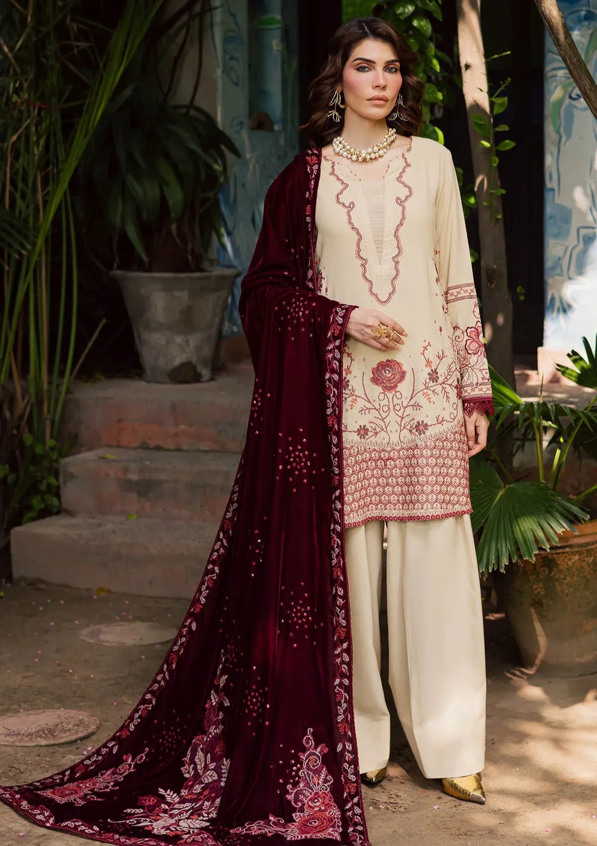 Nureh Exclusive Luxury Velvet Shawl'25 NE-181