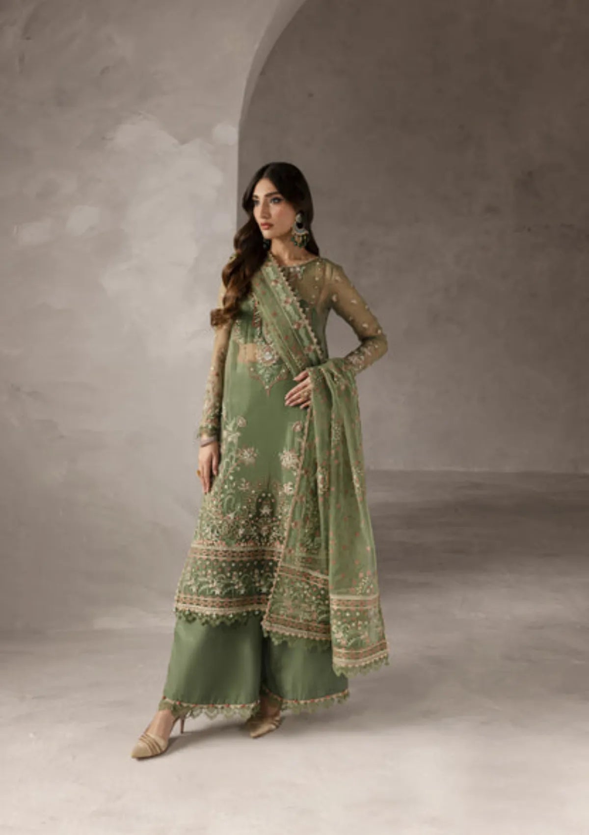 mohsin-saeed-fabrics-designer-daily-wear-formal-and-wedding-suits-within-budget-This-product-is-from-imran-ramzan-elysee25-giardino-fiorito-is-available-on-Mohsin-saeed-fabrics-website.